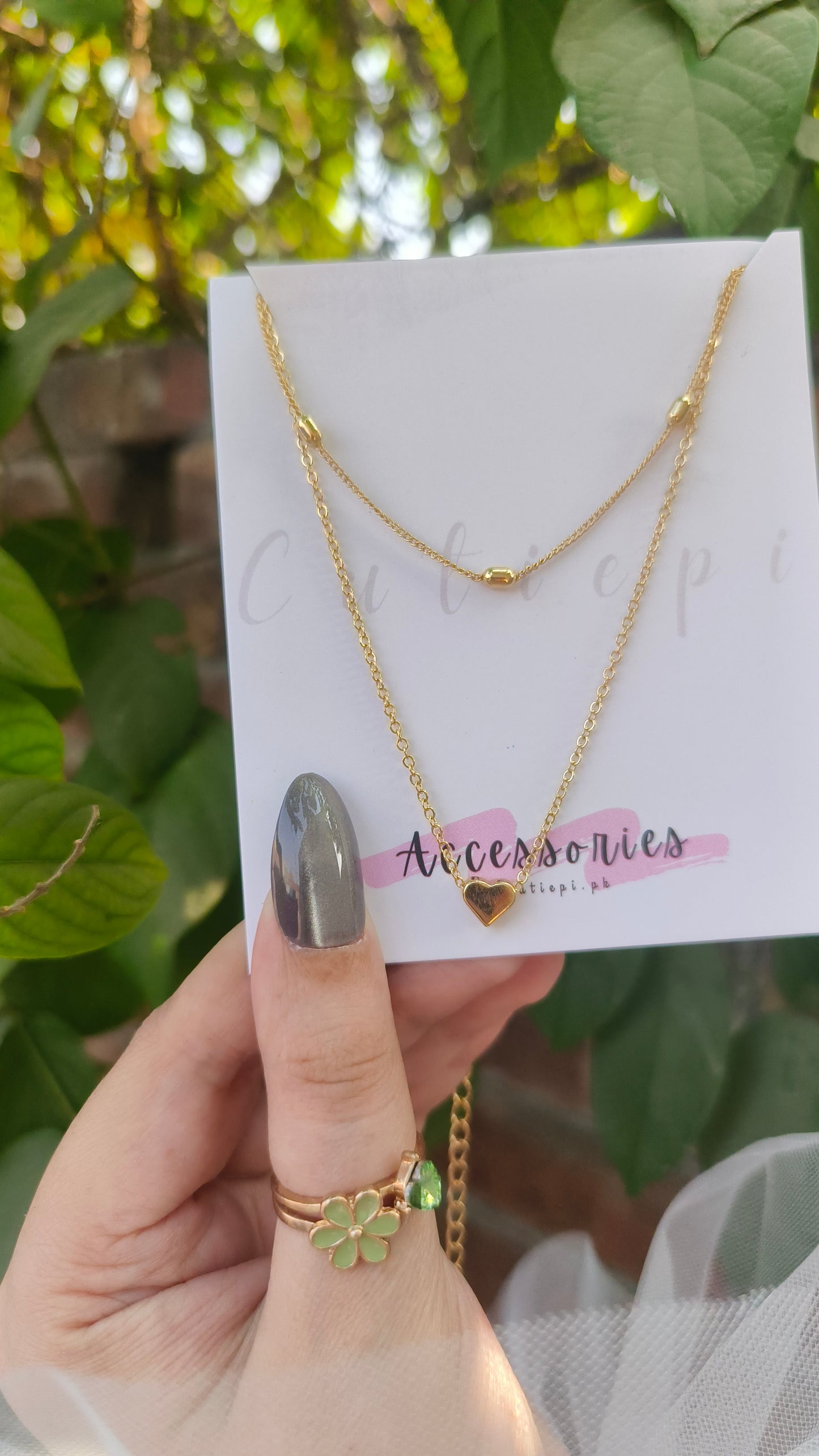 Double-Layer Heart Pendant Necklace – Minimalist Everyday Style