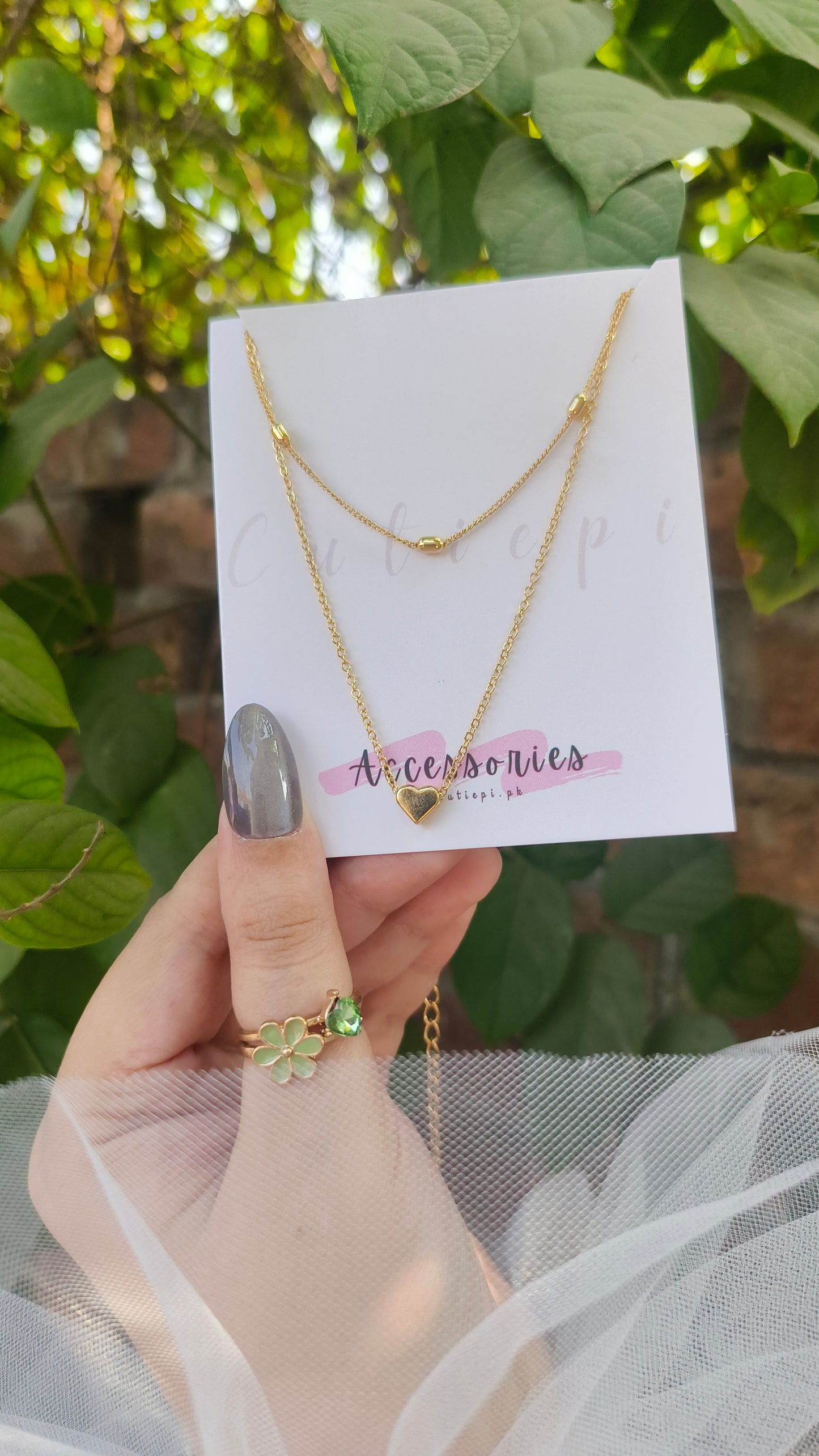 Double-Layer Heart Pendant Necklace – Minimalist Everyday Style