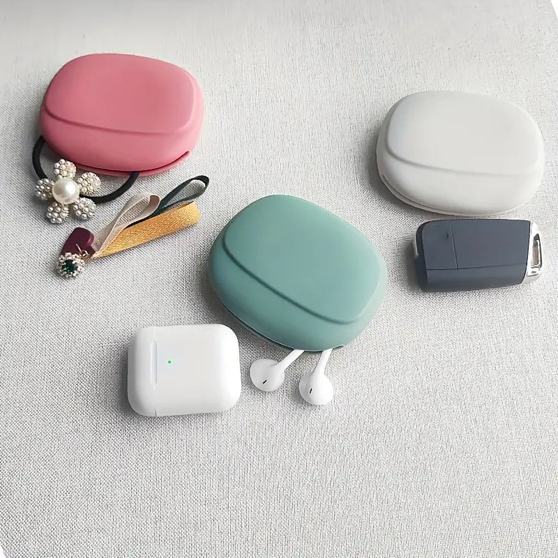 On-the-Go Organizer: Silicone Travel Storage Bag