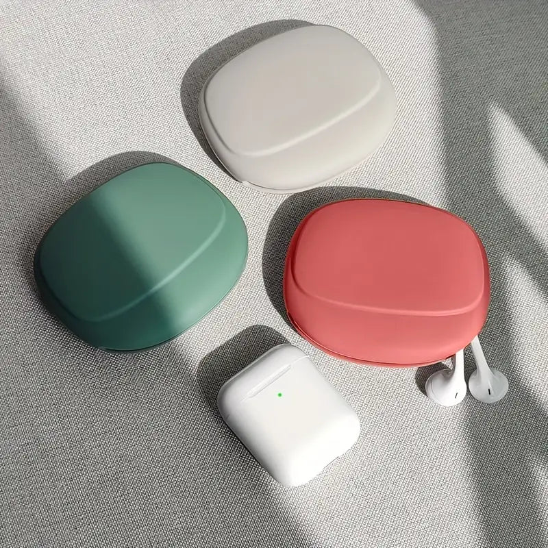 On-the-Go Organizer: Silicone Travel Storage Bag