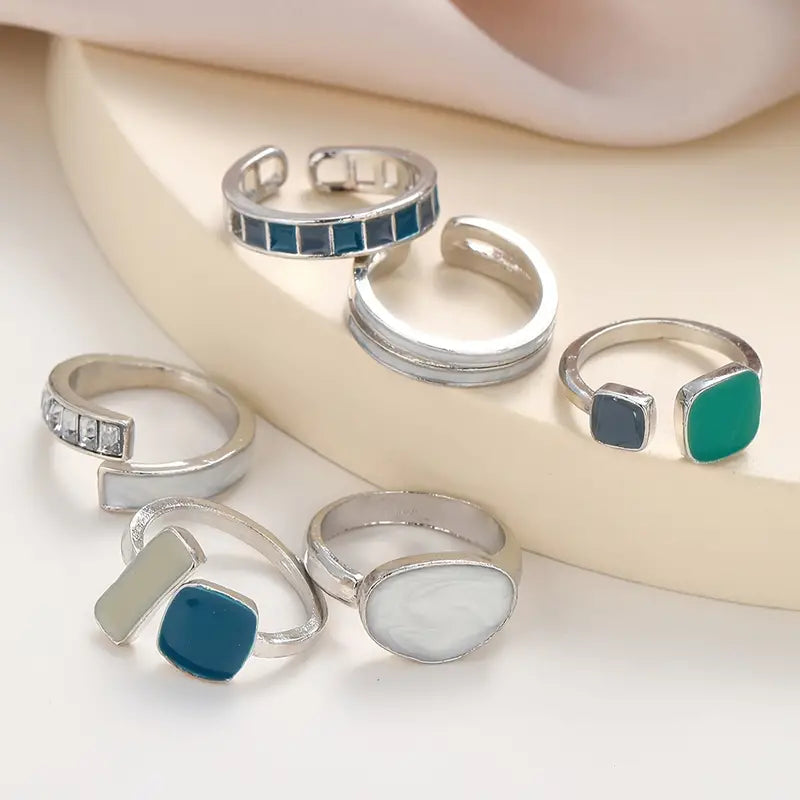 6-pcs Vintage Rhinestone Rings – Gold & Colorful