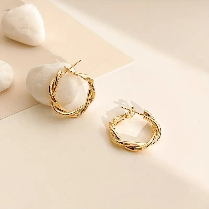 ✨ Golden/Silvery Twisted Hoop Earrings – Japanese & Korean-Inspired Style 💖