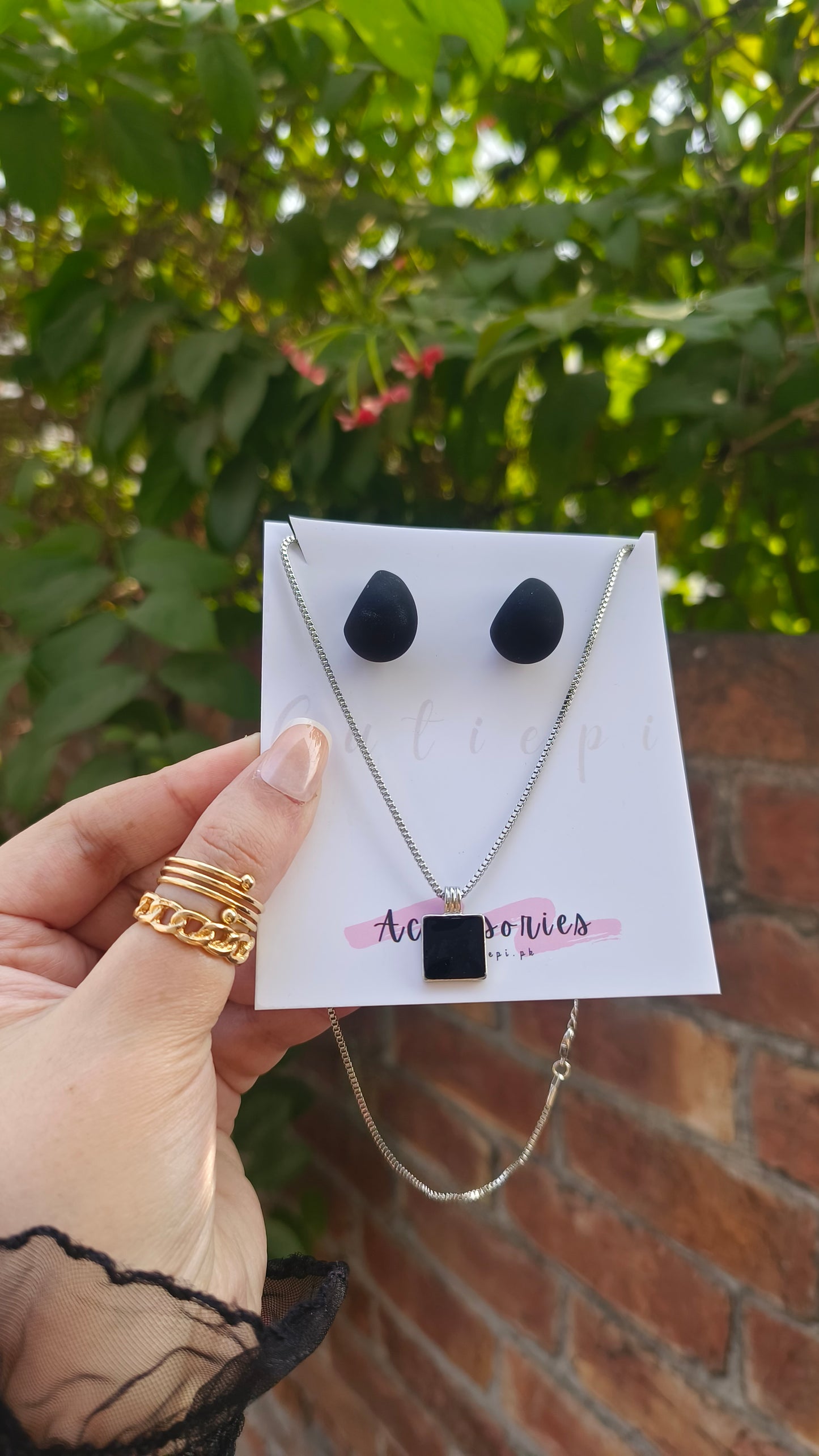 Chic Black Rectangle Pendant & Hoop Earrings Set" 🖤