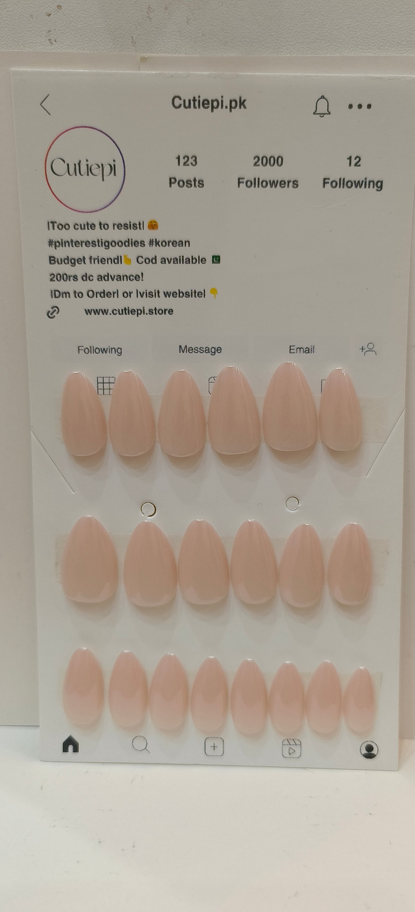 Bare Grace – 30pcs Short Almond Nail Set with Application Kit