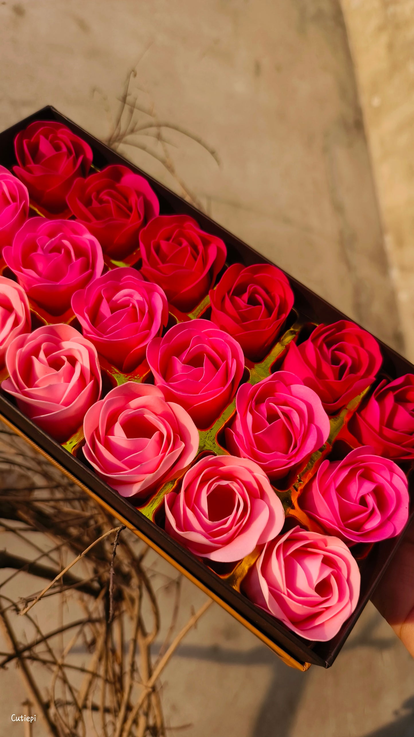 Luxurious 18pcs Rose Soap Flower Gift Box