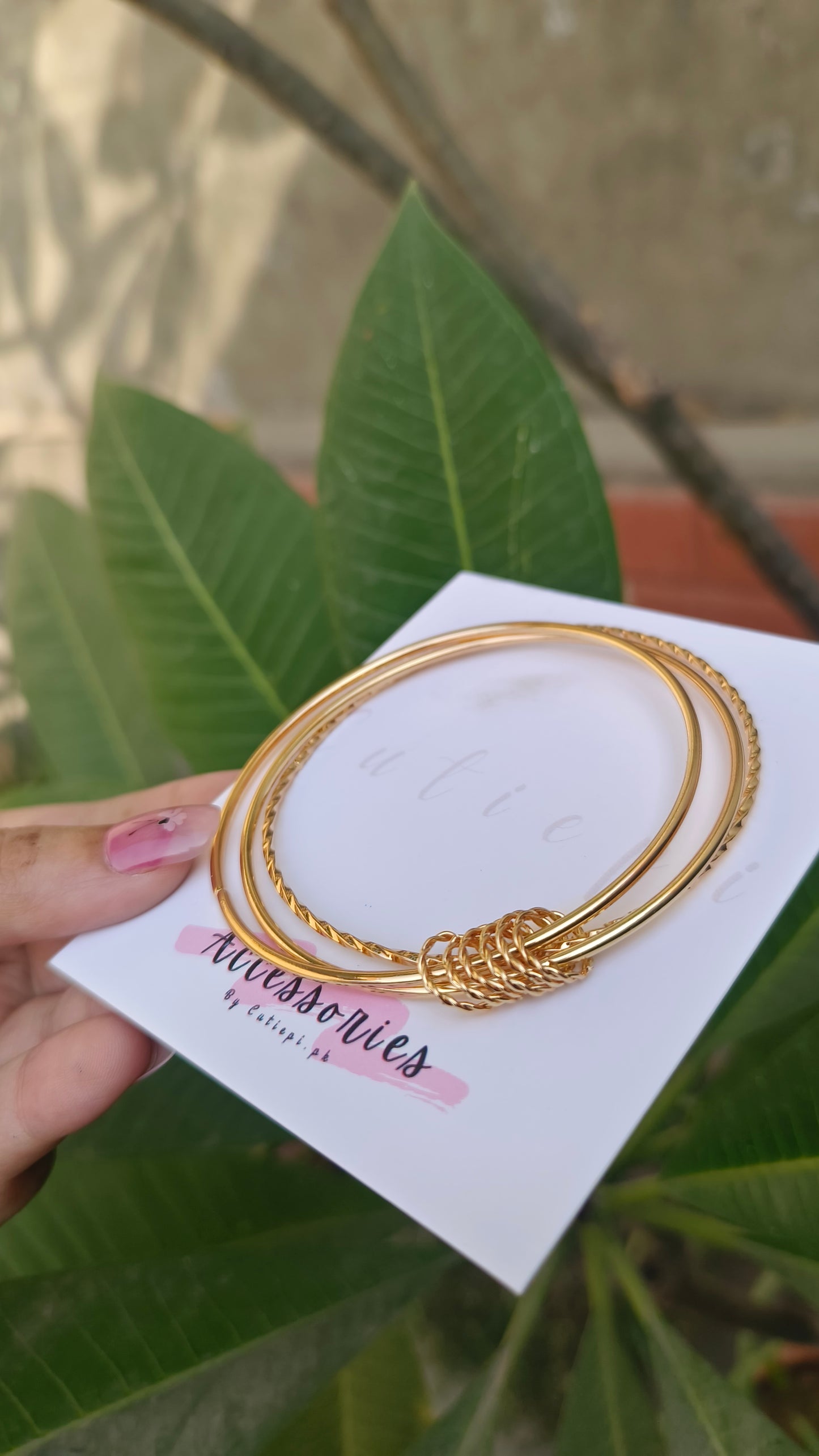 Clearance deal- 5 premium bracelets - advance payment only