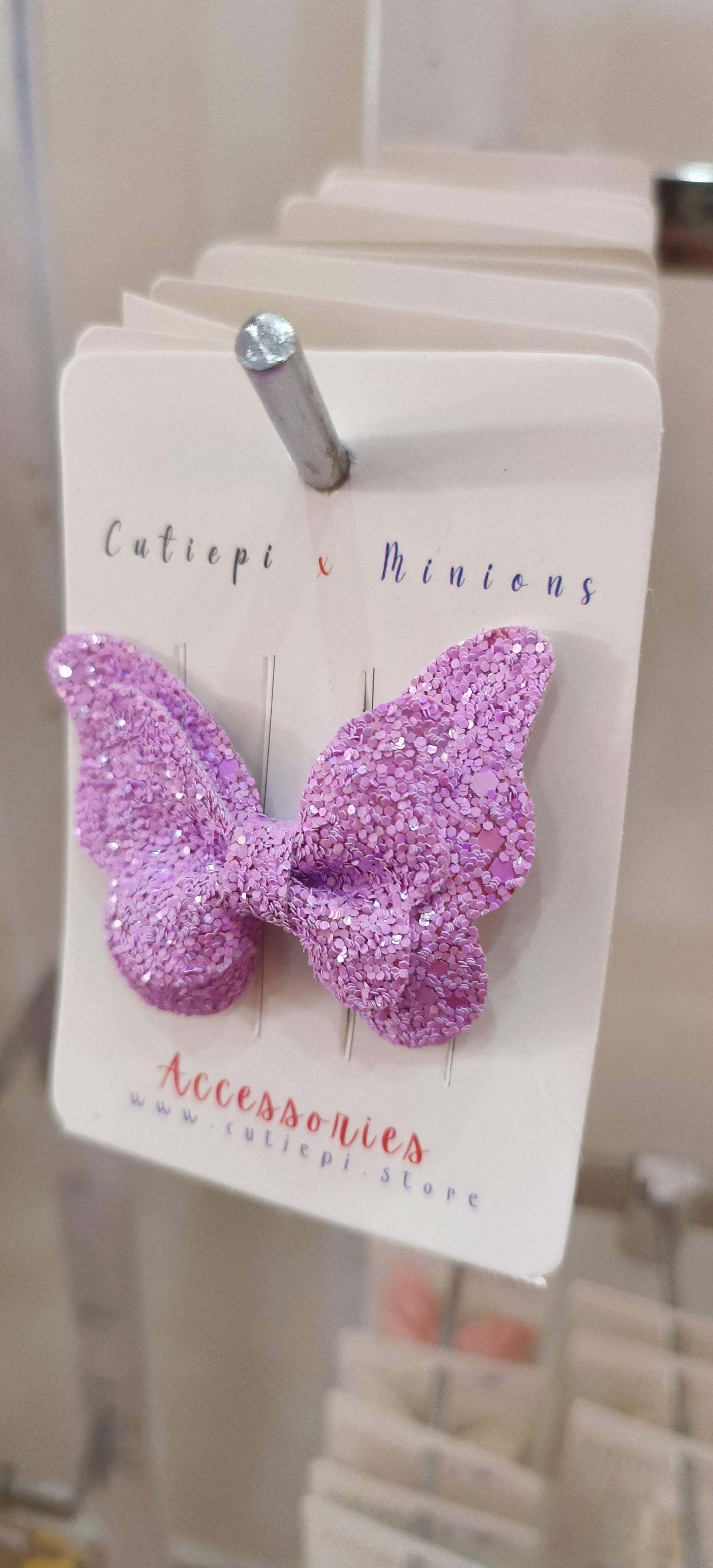 Giltter Glow Pin
