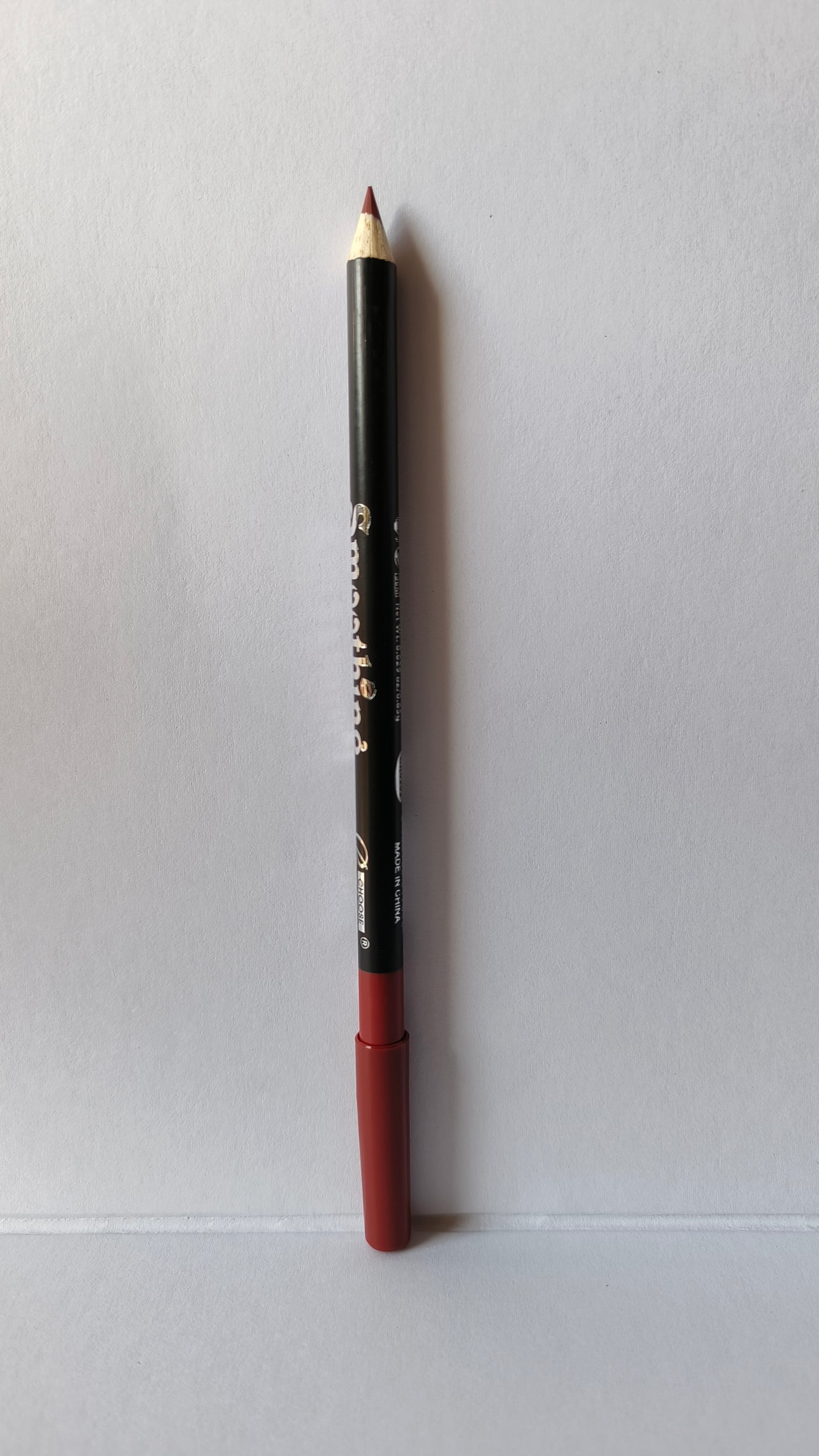 1 Pc Waterproof Lip Liner – Smudge-Proof & Long-Lasting