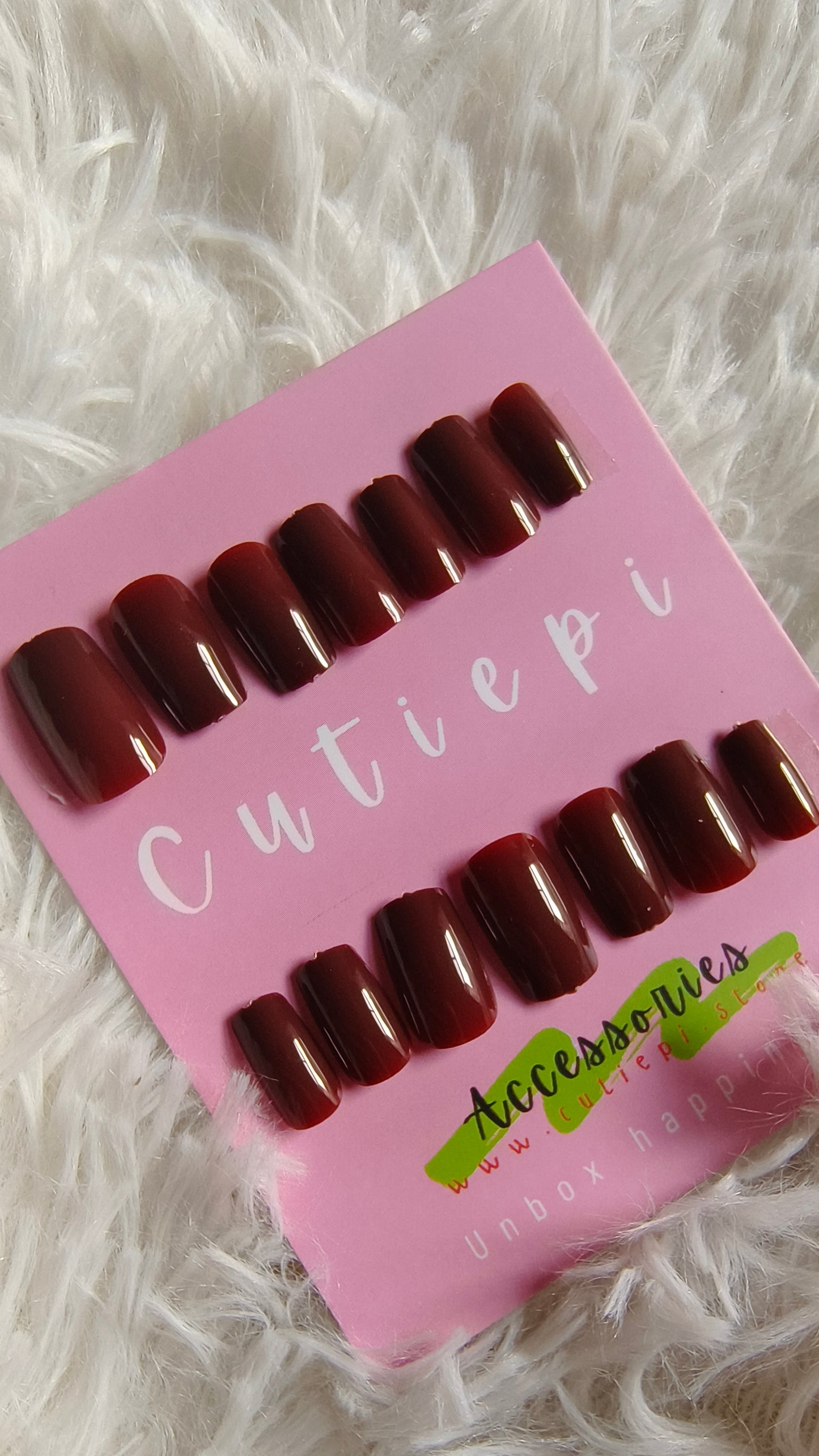 Marionish Red – Bold & Elegant 24pcs Press-On Nail Set