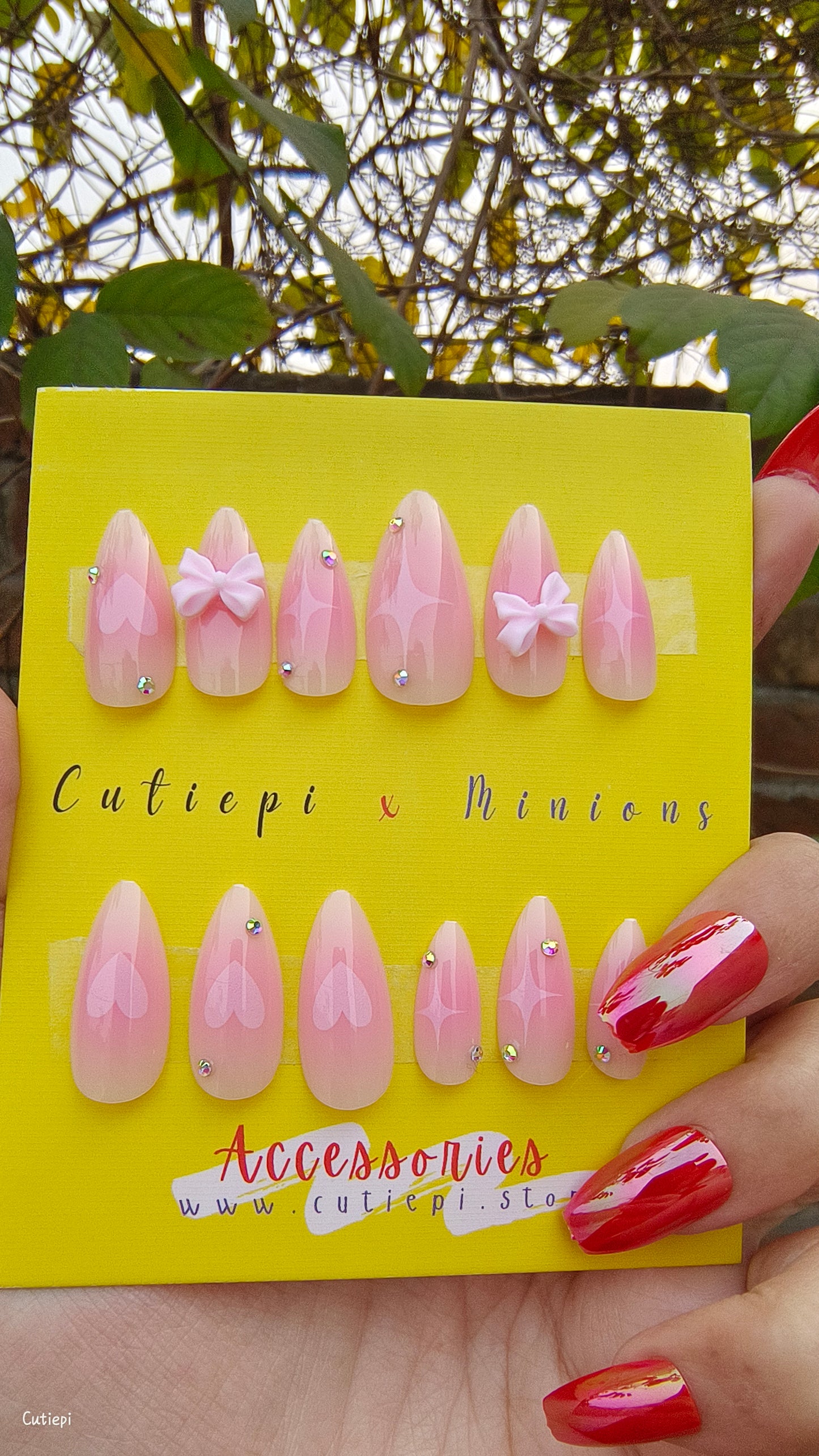 Romantic Charm - 24pcs Pink Press-On Nails with Hearts, Pearls & Bows