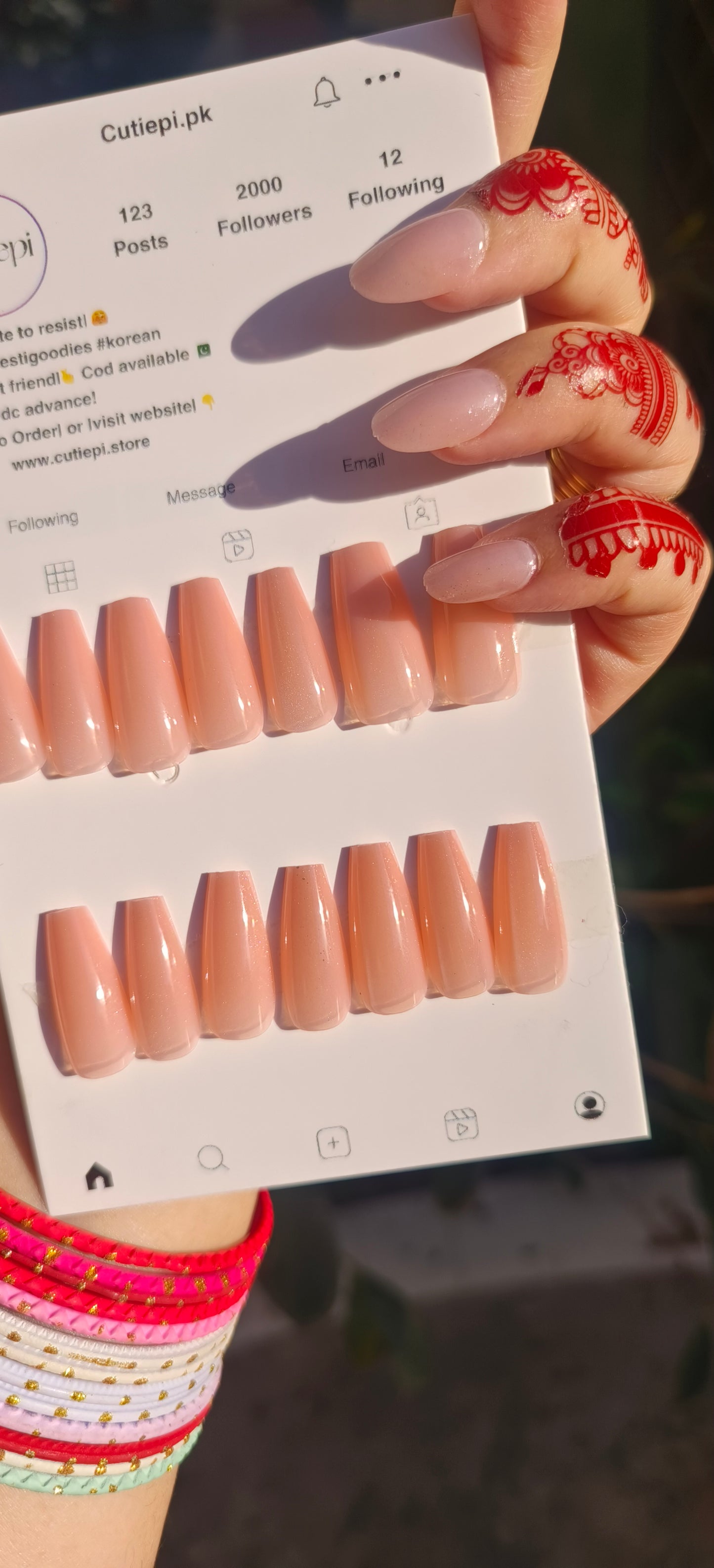Blush Glow – Cat Eye Nails 24pcs with Application Kit
