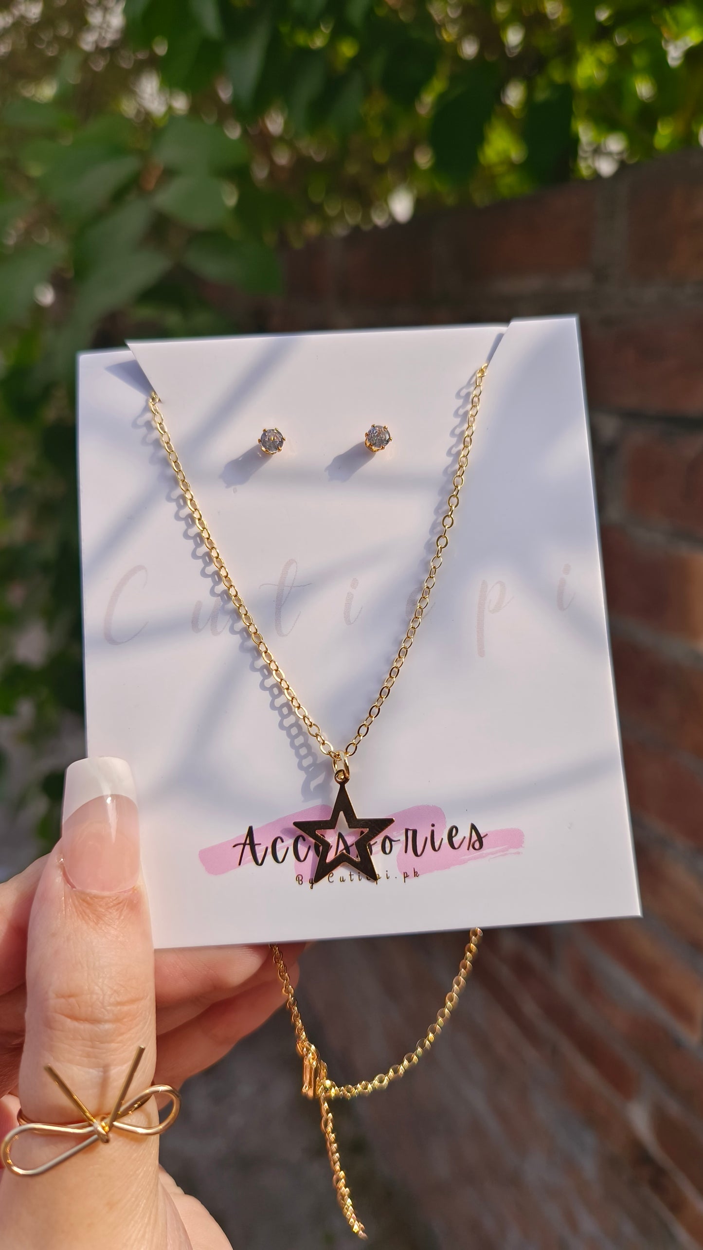 Twinkling Star Pendant set - Gold Plated