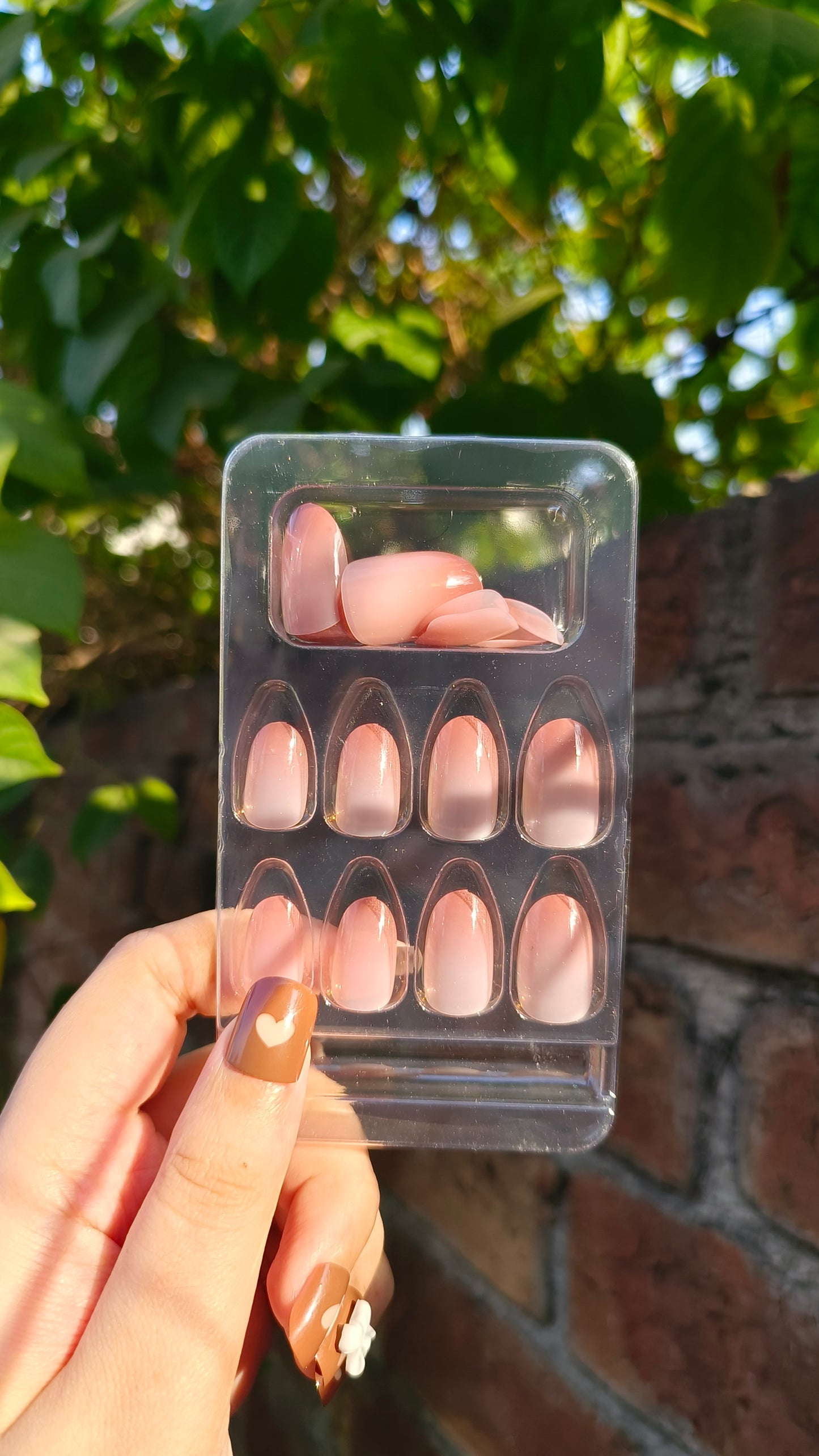 Dark Pinkish Tip Small Nails – 24PCS Set with Application Kit
