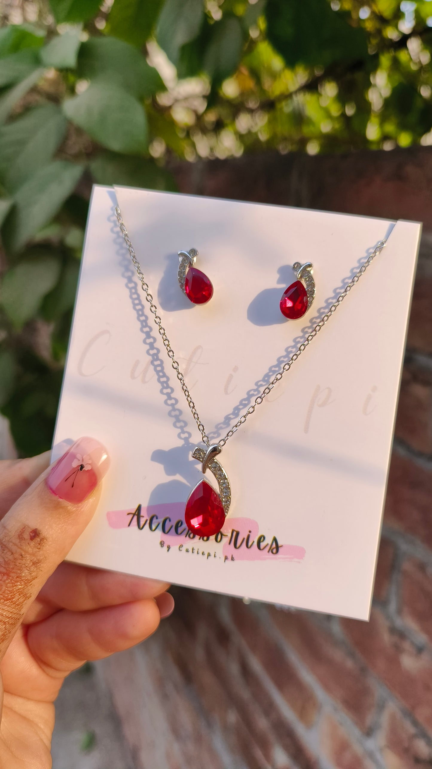 Red Sparkle" Zircon Necklace Set 🔥💎