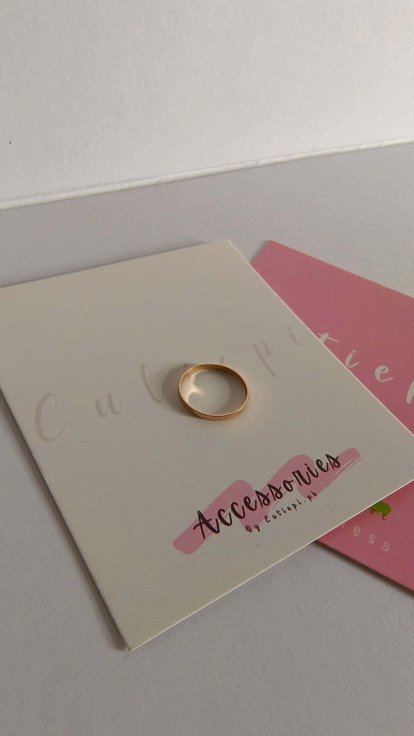 Classic Gold-Plated Simple Round Ring