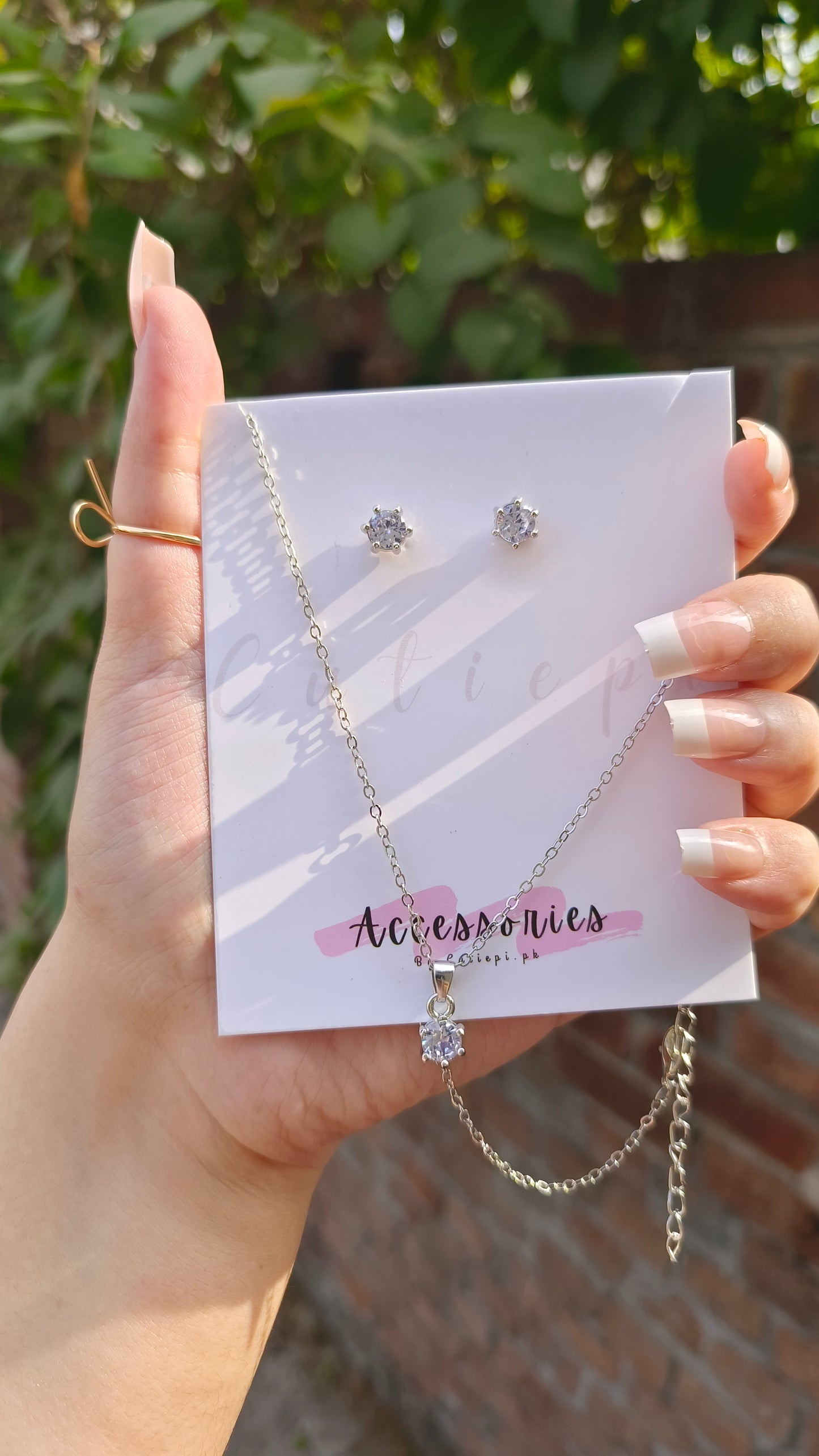 Elegant Beauty - Silver Zircon Pearl Pendant Set