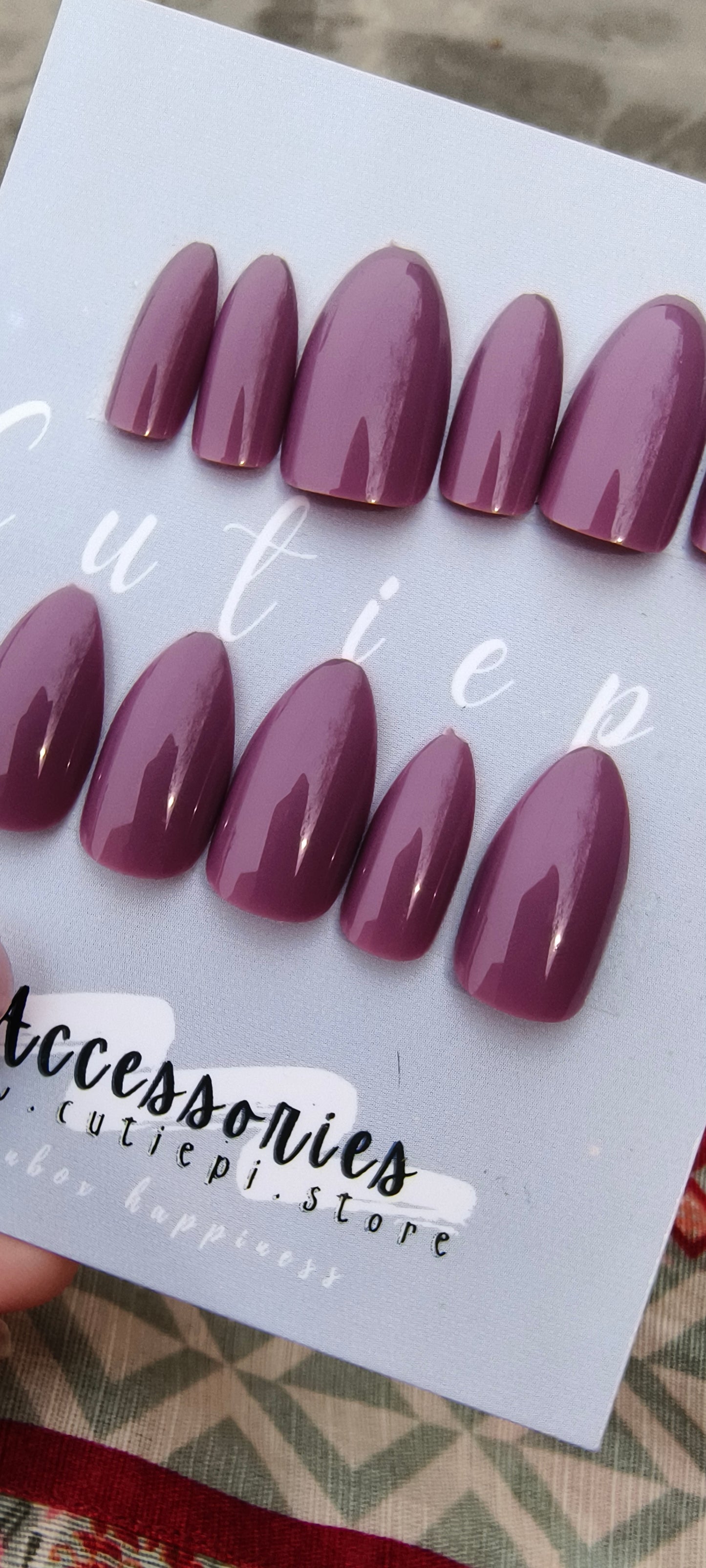 Royal Amethyst – 24pcs with Application Kit