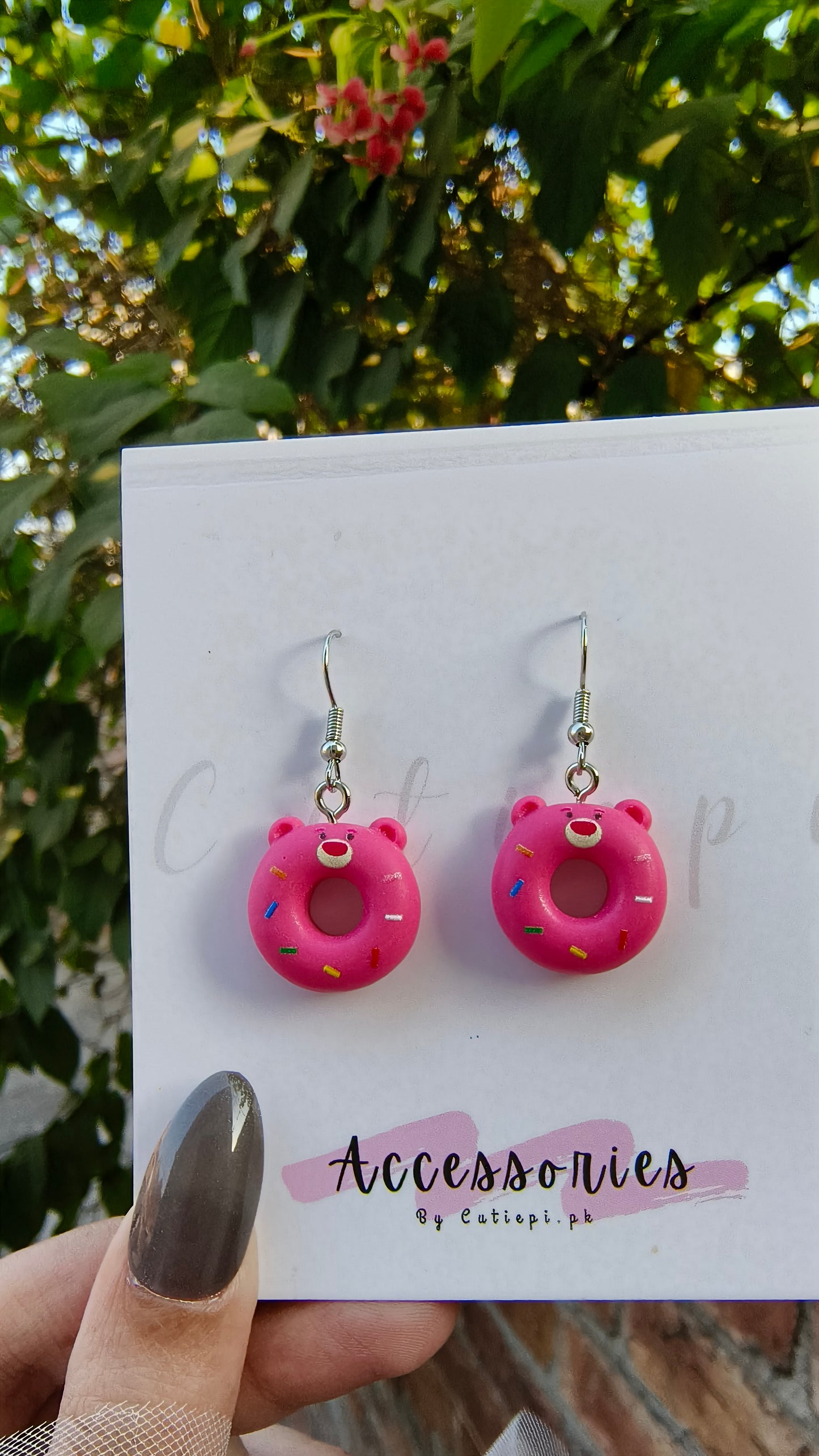 🍩 Pink Donut Earrings – Sweet and Fun Resin Dangle Earrings for Women