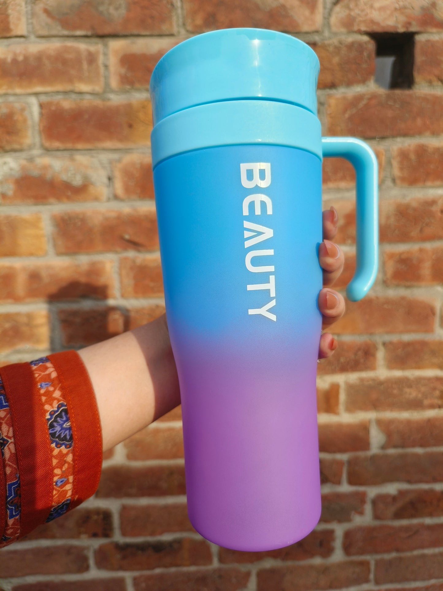 Ethereal Glow Beauty Tumbler – Purple & Blue Hues