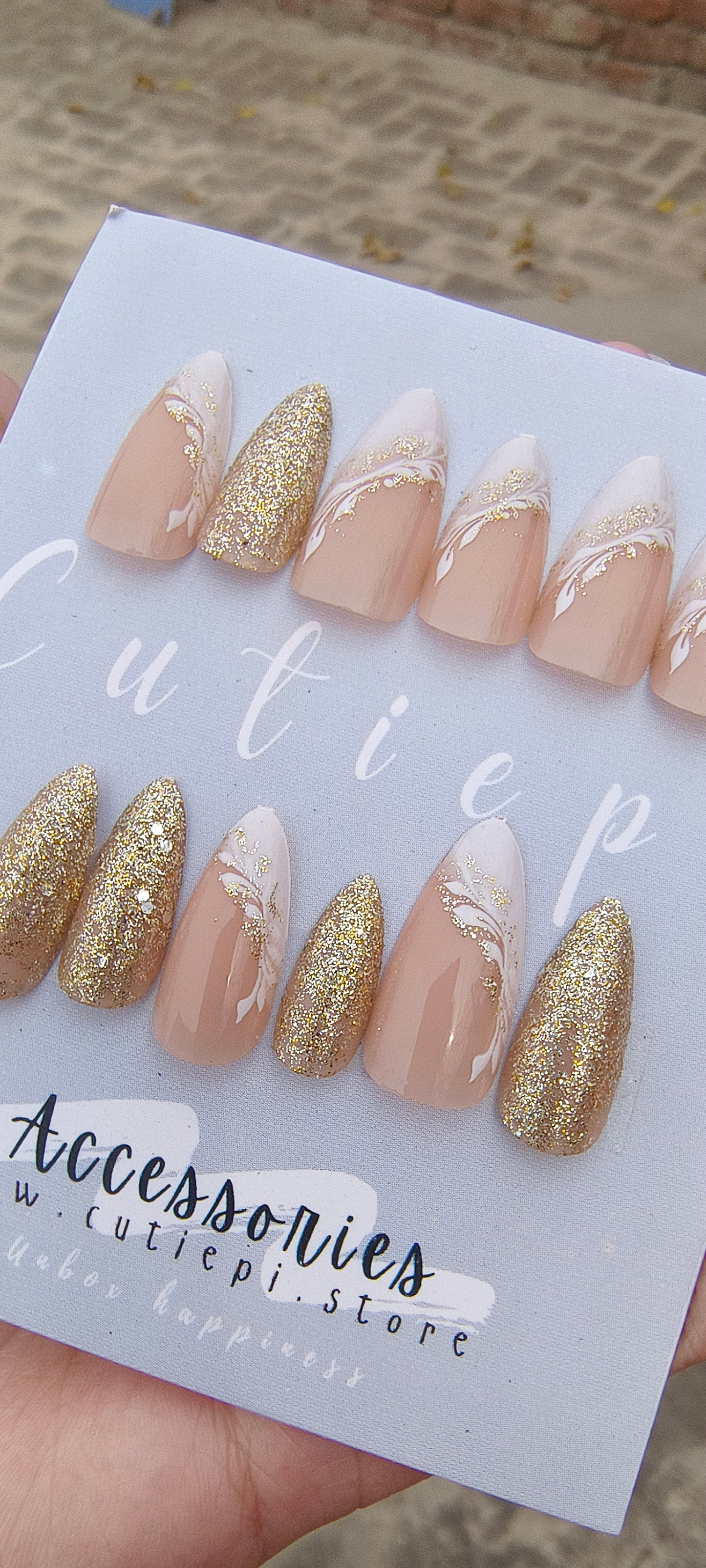 Golden Elegance – 24pcs Bridal Nail Set with Application Kit