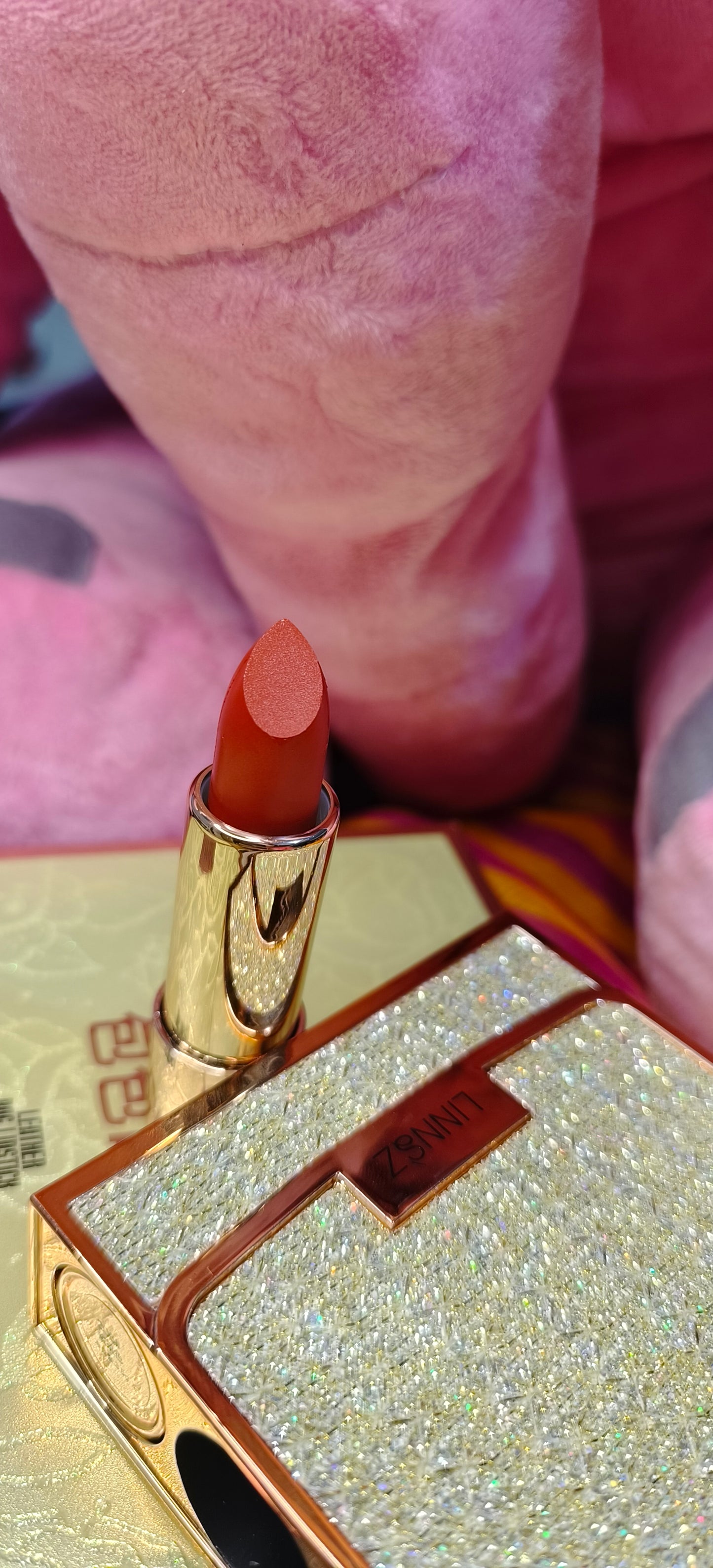 Velvet Charm – Matte Lipstick Gift Set 3 premium lipsticks