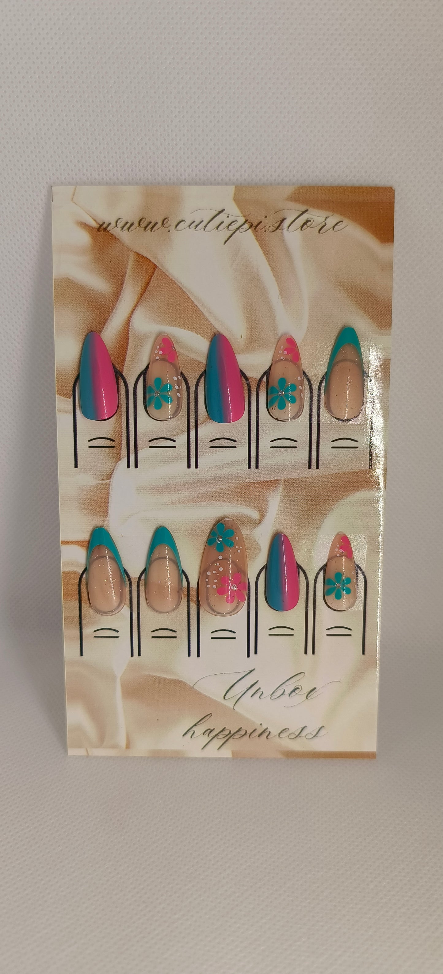 Iridescent Glow – 24pcs with Application Kit