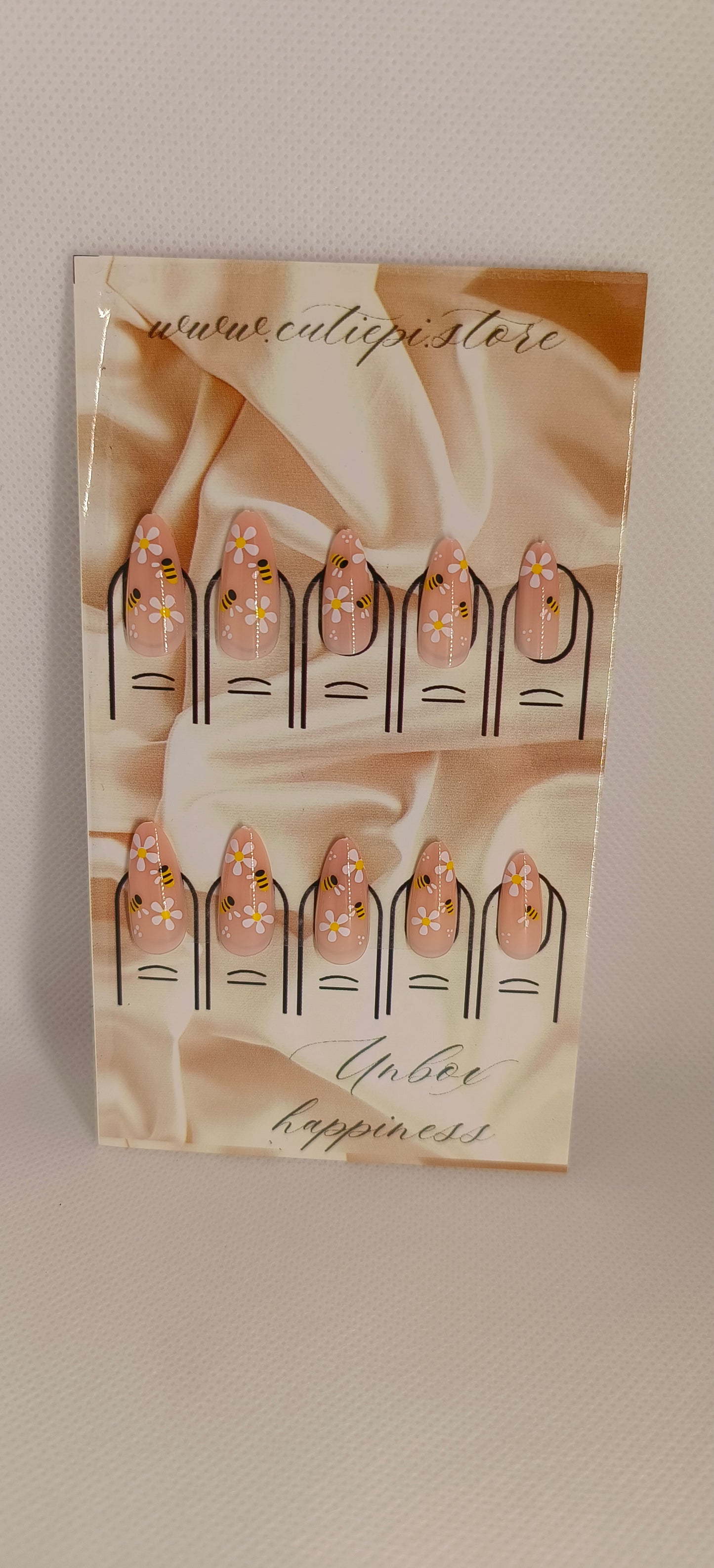 HoneyBlush – 24pcs with Application Kit