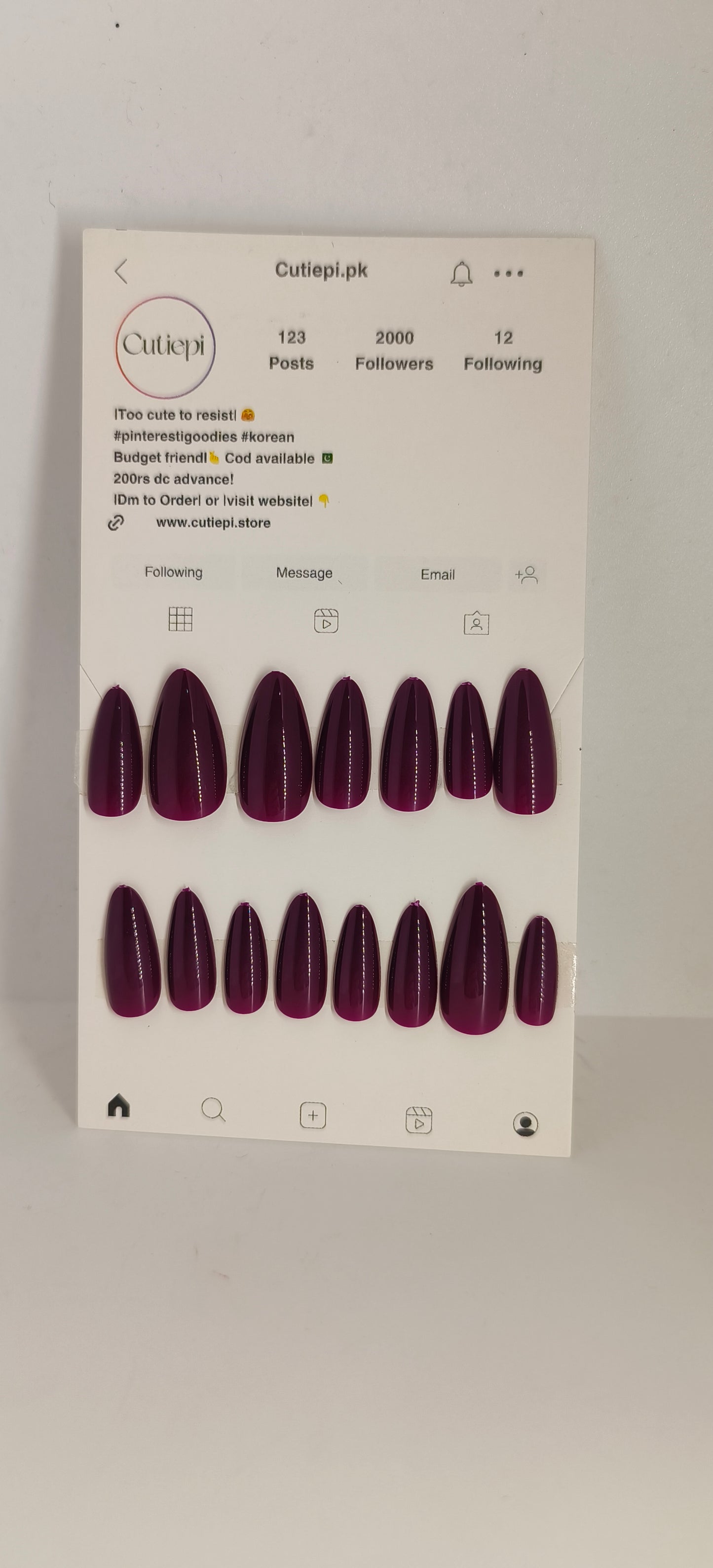 Plum Aura - 24pcs nail set with Application Kit