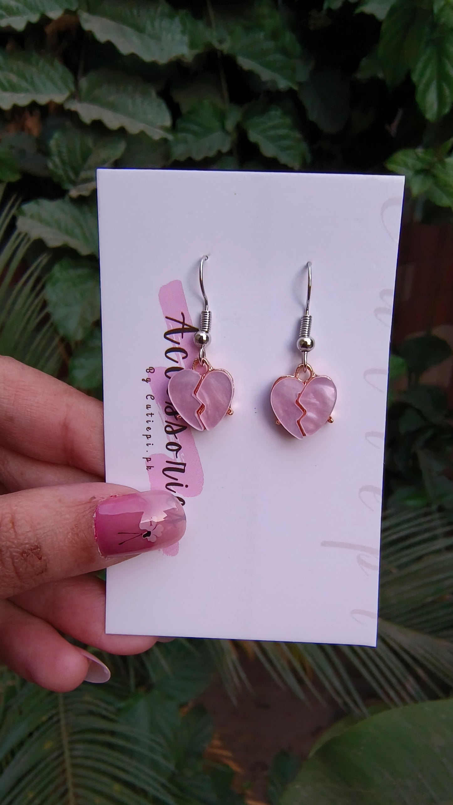 💖 Pink Heart Earrings – Stylish & Trendy Jewelry for Women & Girls 🌸