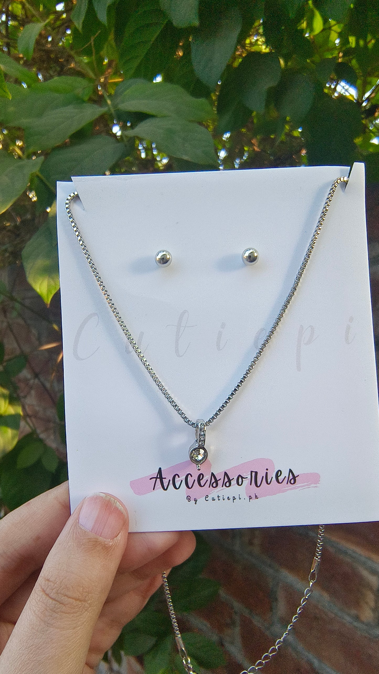 Silver Pearl Pendant Set - Timeless Simplicity