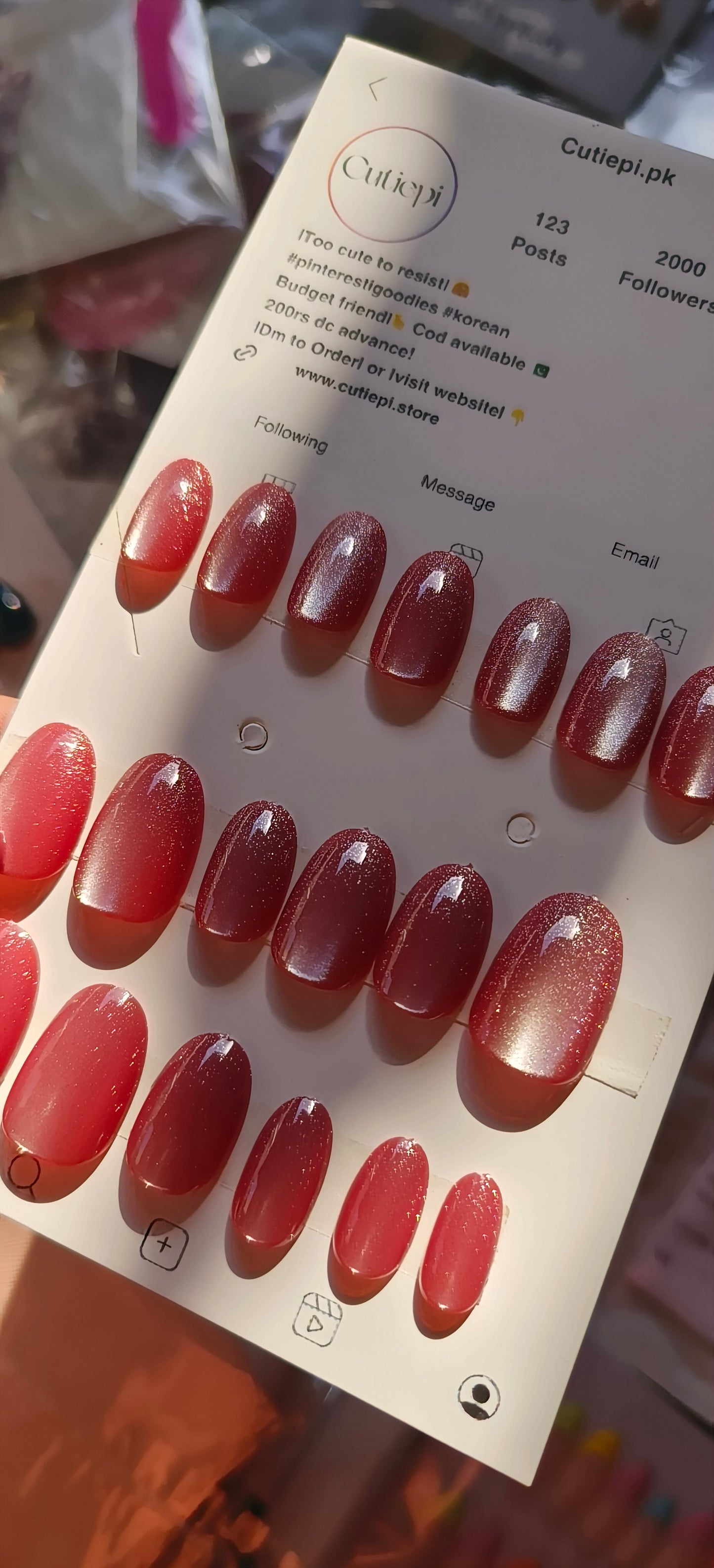 Rosy Gleam Cat Eye Nails – 24pcs with Application Kit