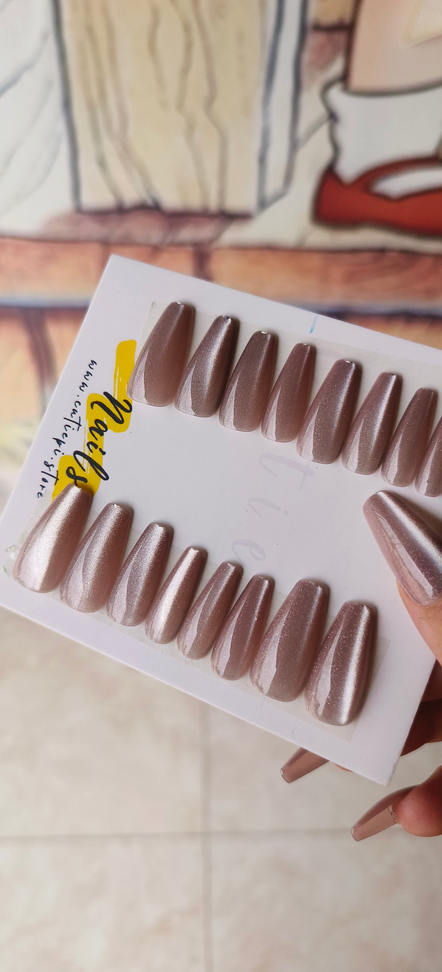 Dreamy tales - 15pcs cat eye nails with Free Application Kit