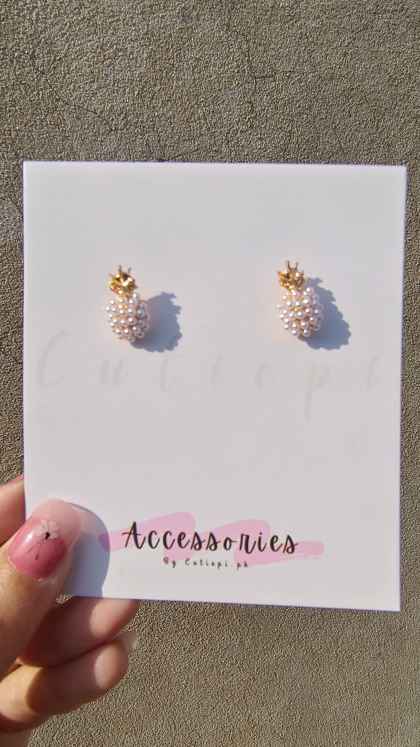 Golden Pineapple Earrings with White Pearls – Chic & Trendy Jewelry