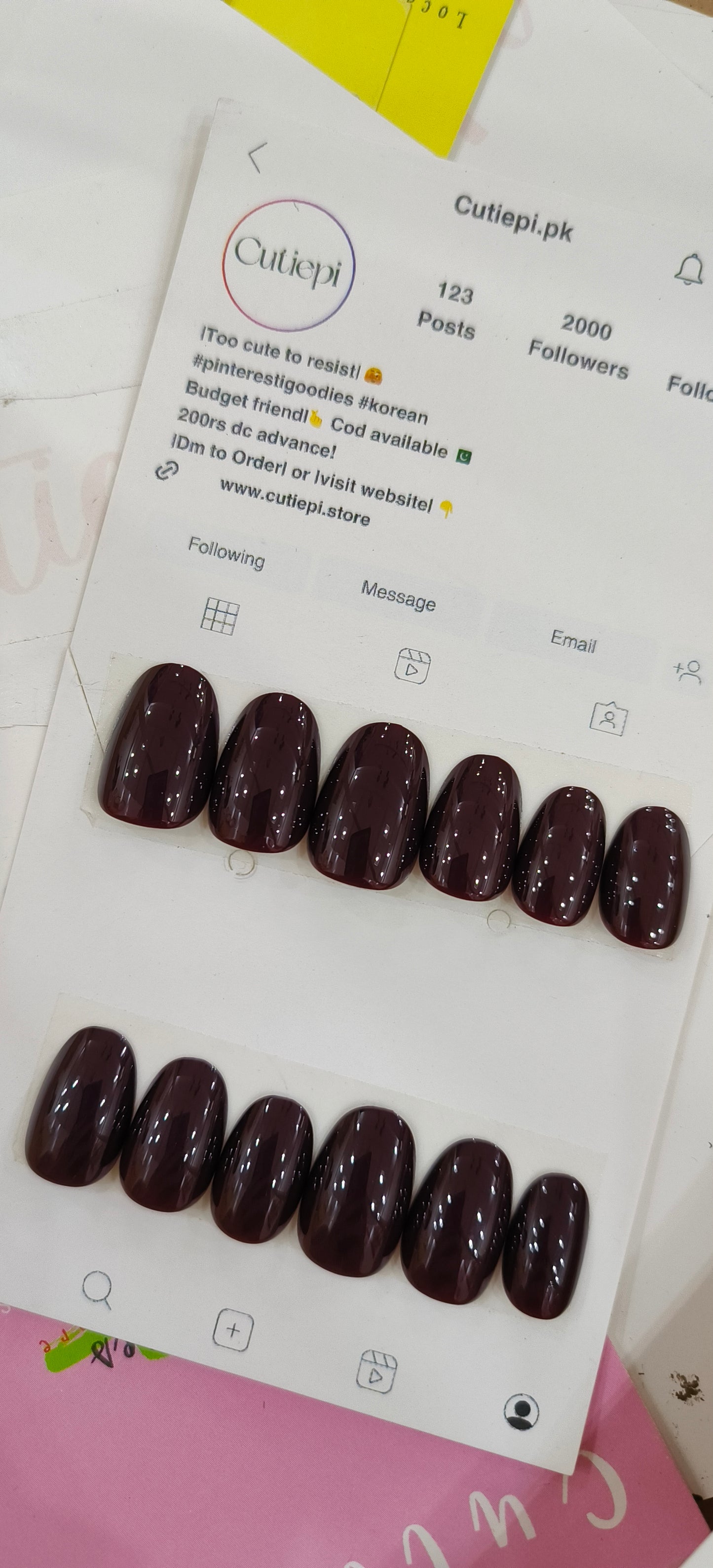 Glossy Almond - 24pcs with Application Kit (4 clrs)