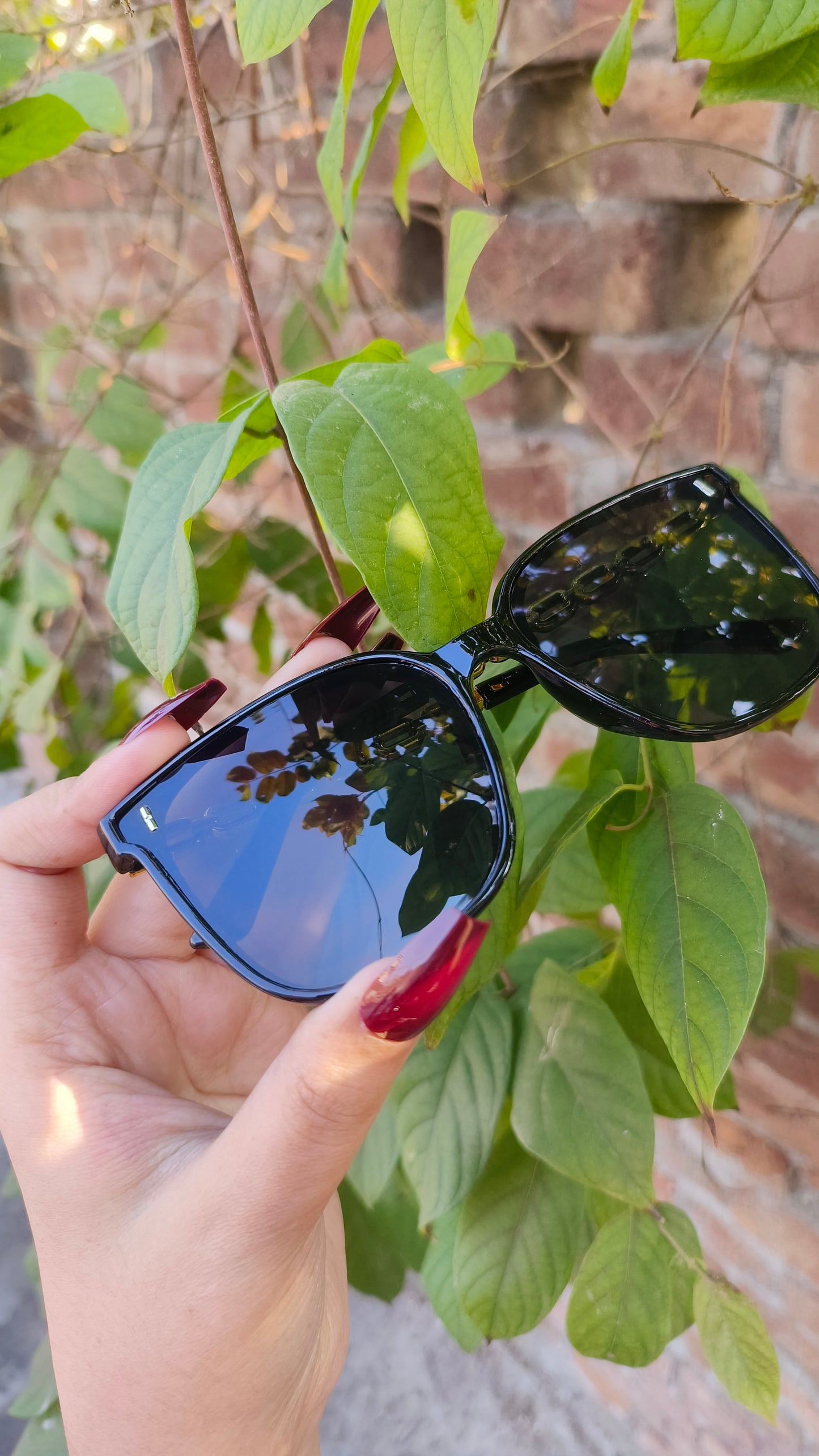 Retro Glam: Large Frame Rectangular Glasses – Black & Gold