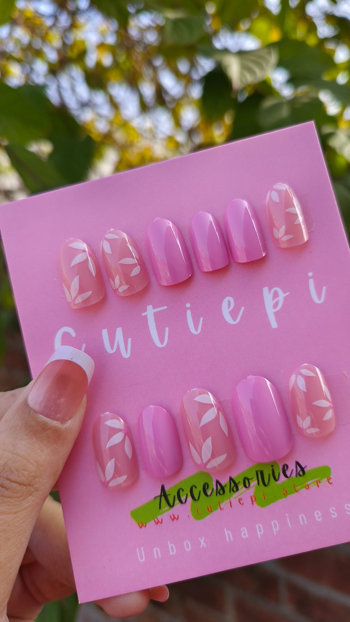Purple Bloom: Floral Almond Nail Set (24pcs)" with application kit