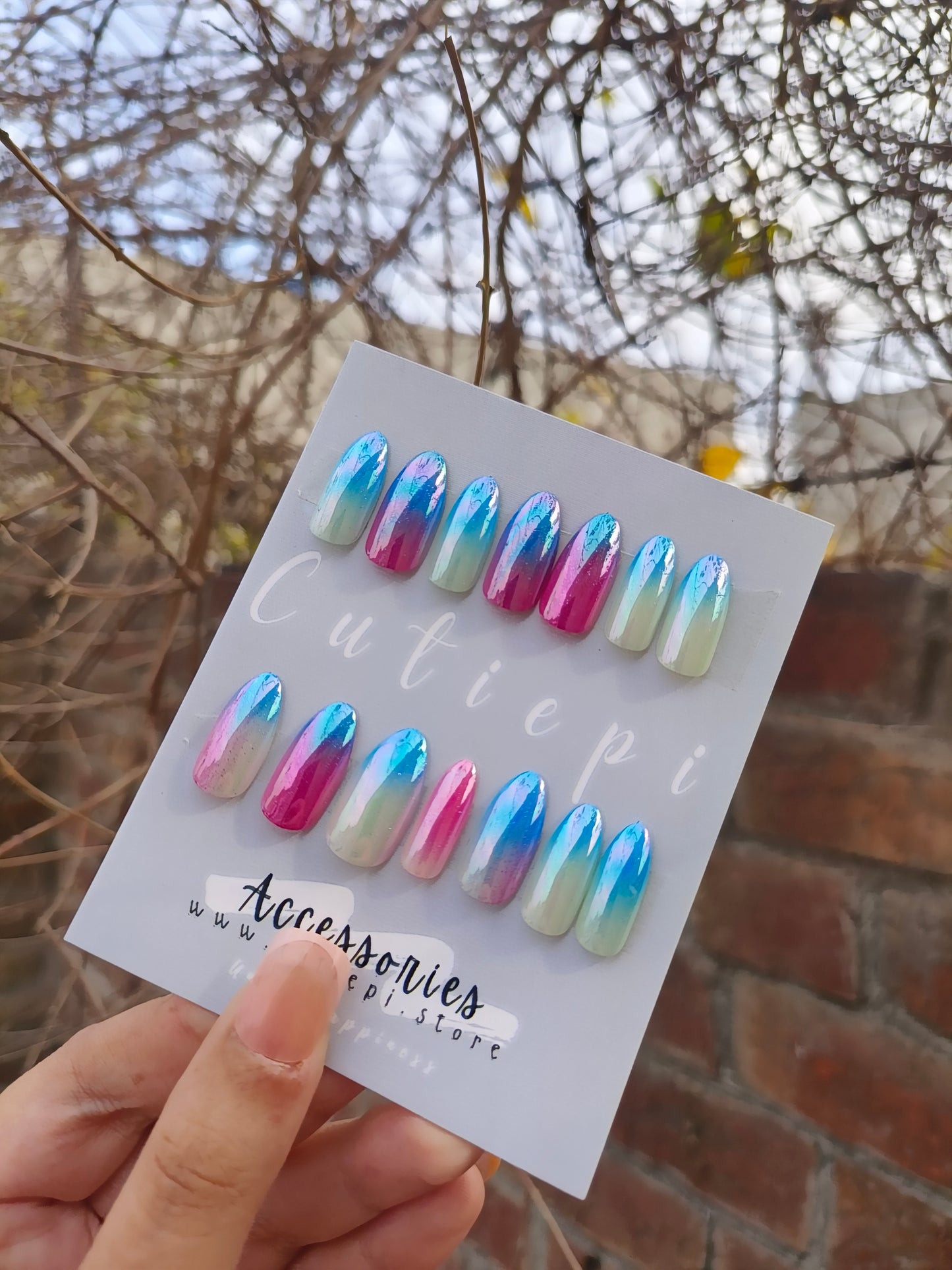 Mystic Wave Gradient Nails – 24pcs with Kit ✨💙💜