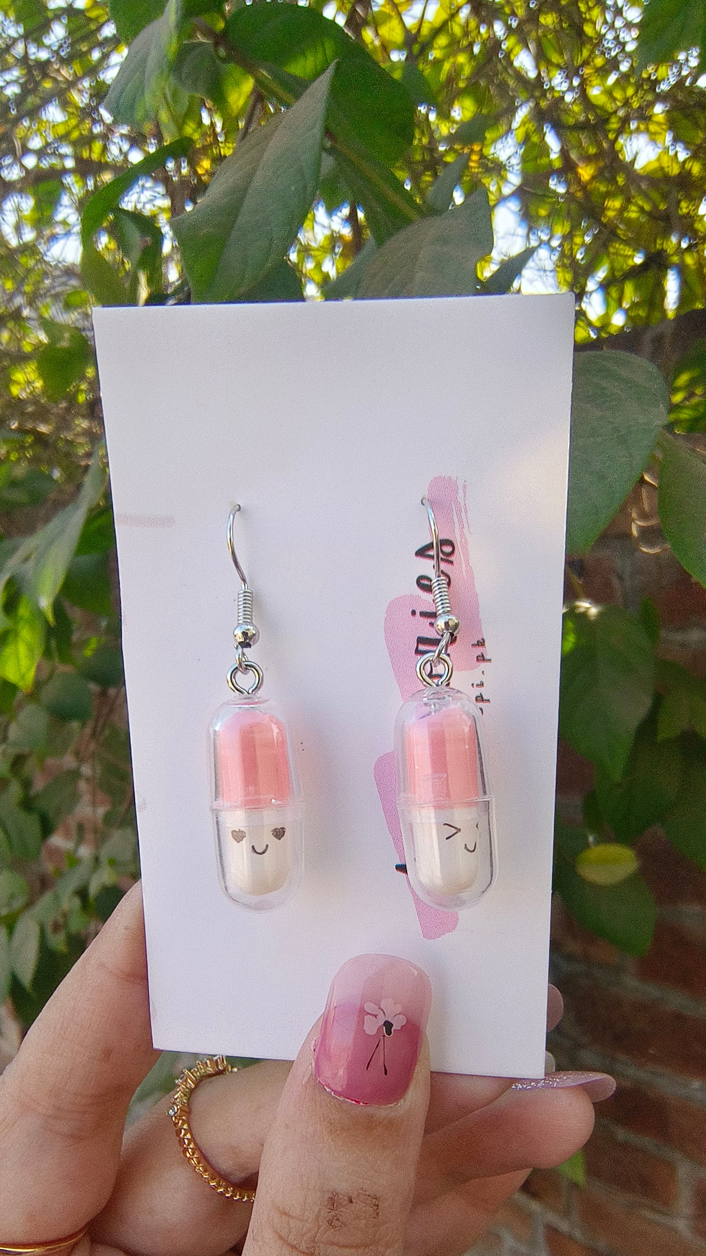 Capsule Earrings – Trendy & Minimalist