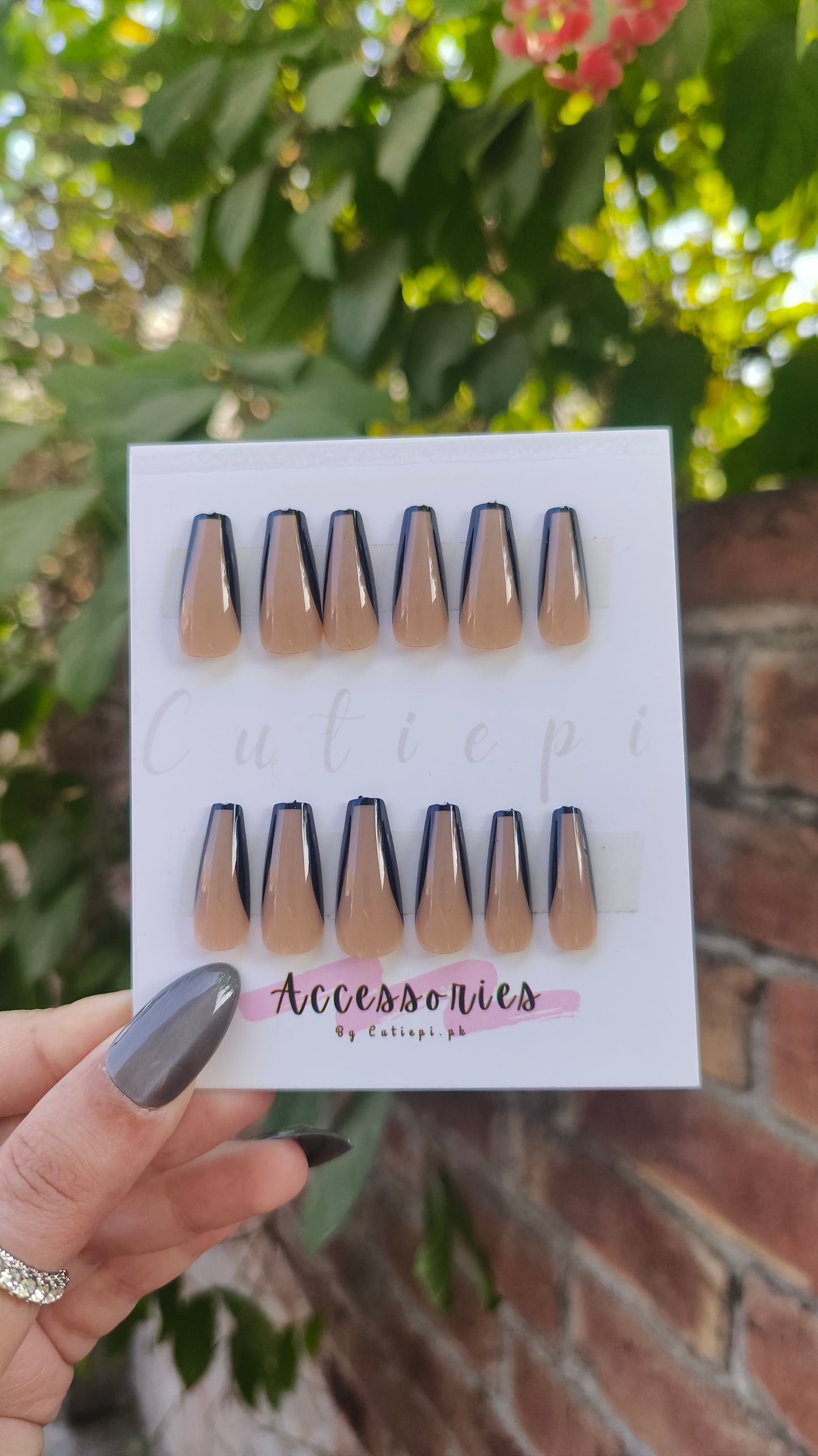 Long Black Press-On Nails with Black Lining - Sleek and Minimalist Design for Women
