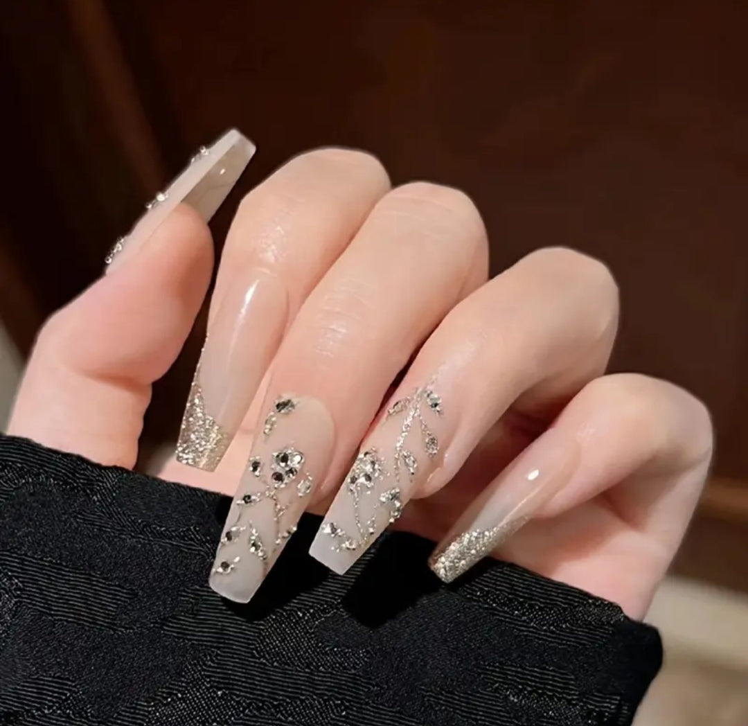 Gold Glam – Long Embellished Nails with Application Kit