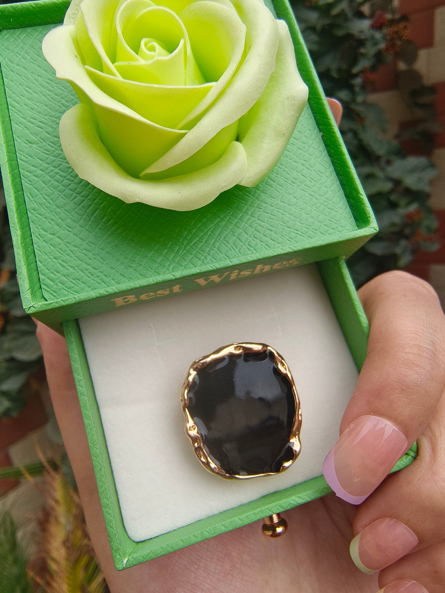 Dramatic. Chic. Unforgettable. ✨