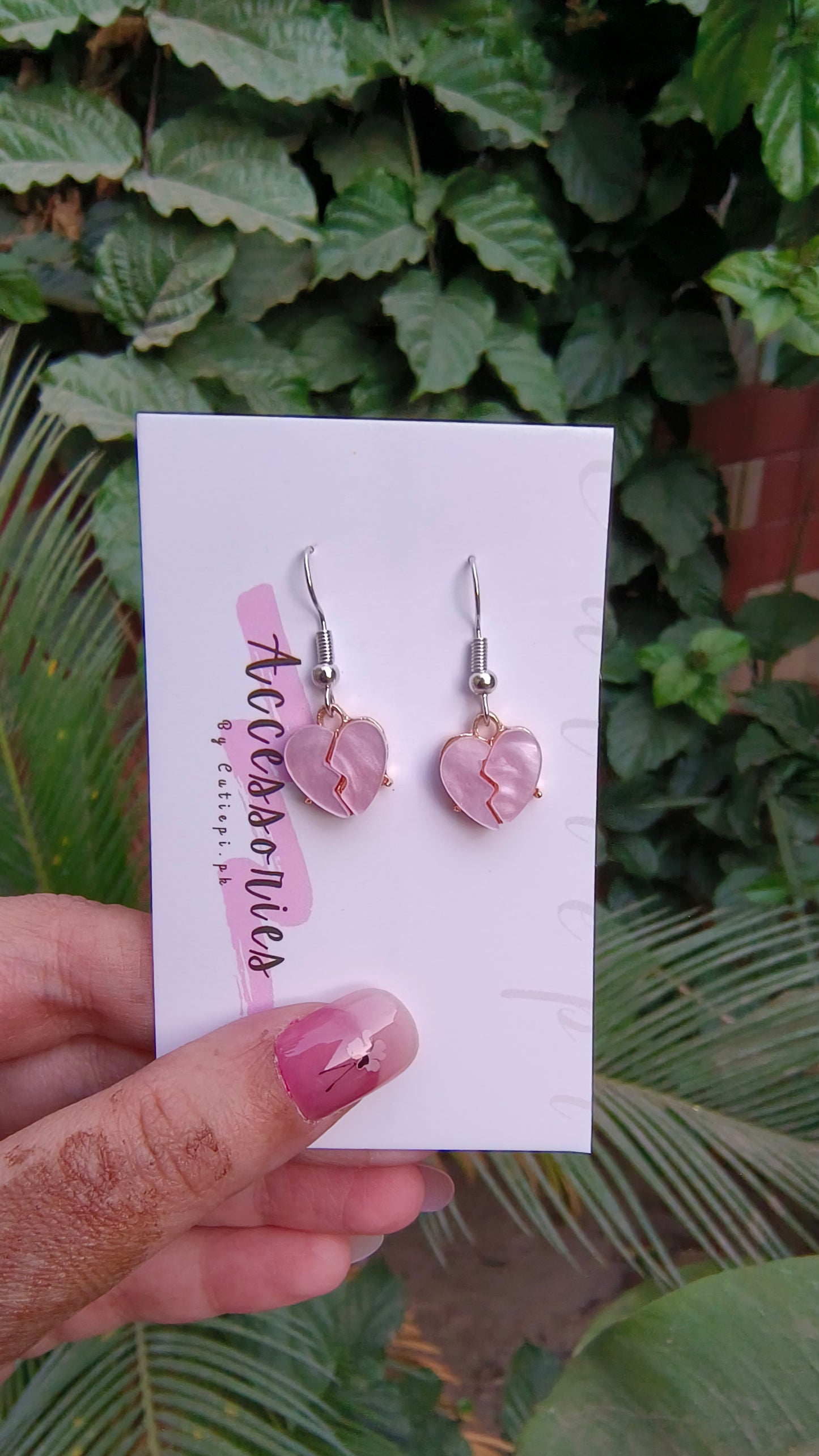 💖 Pink Heart Earrings – Stylish & Trendy Jewelry for Women & Girls 🌸