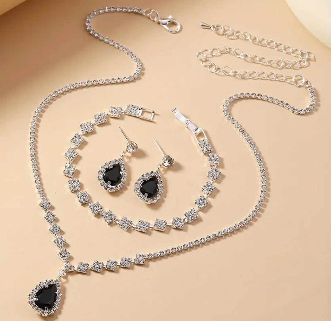 Tear Drop Zircon Set 4pcs- A gift to Remember