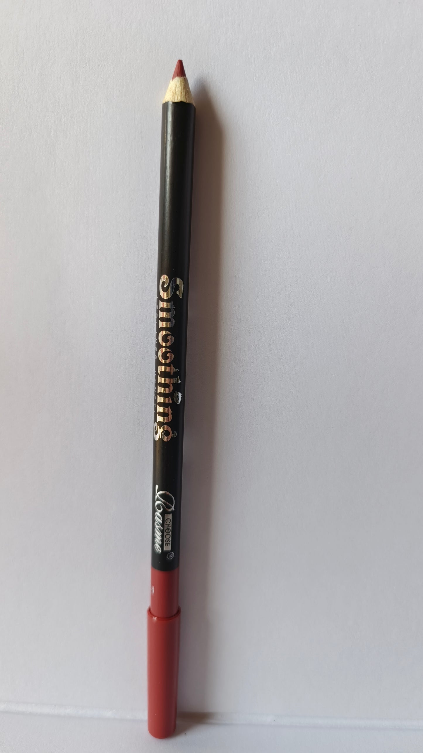 1 Pc Waterproof Lip Liner – Smudge-Proof & Long-Lasting