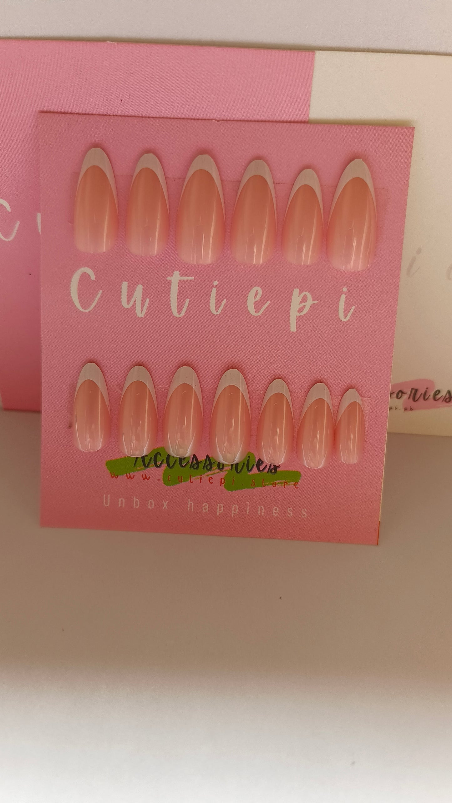 Trendy Almond French! 24pcs with application kit