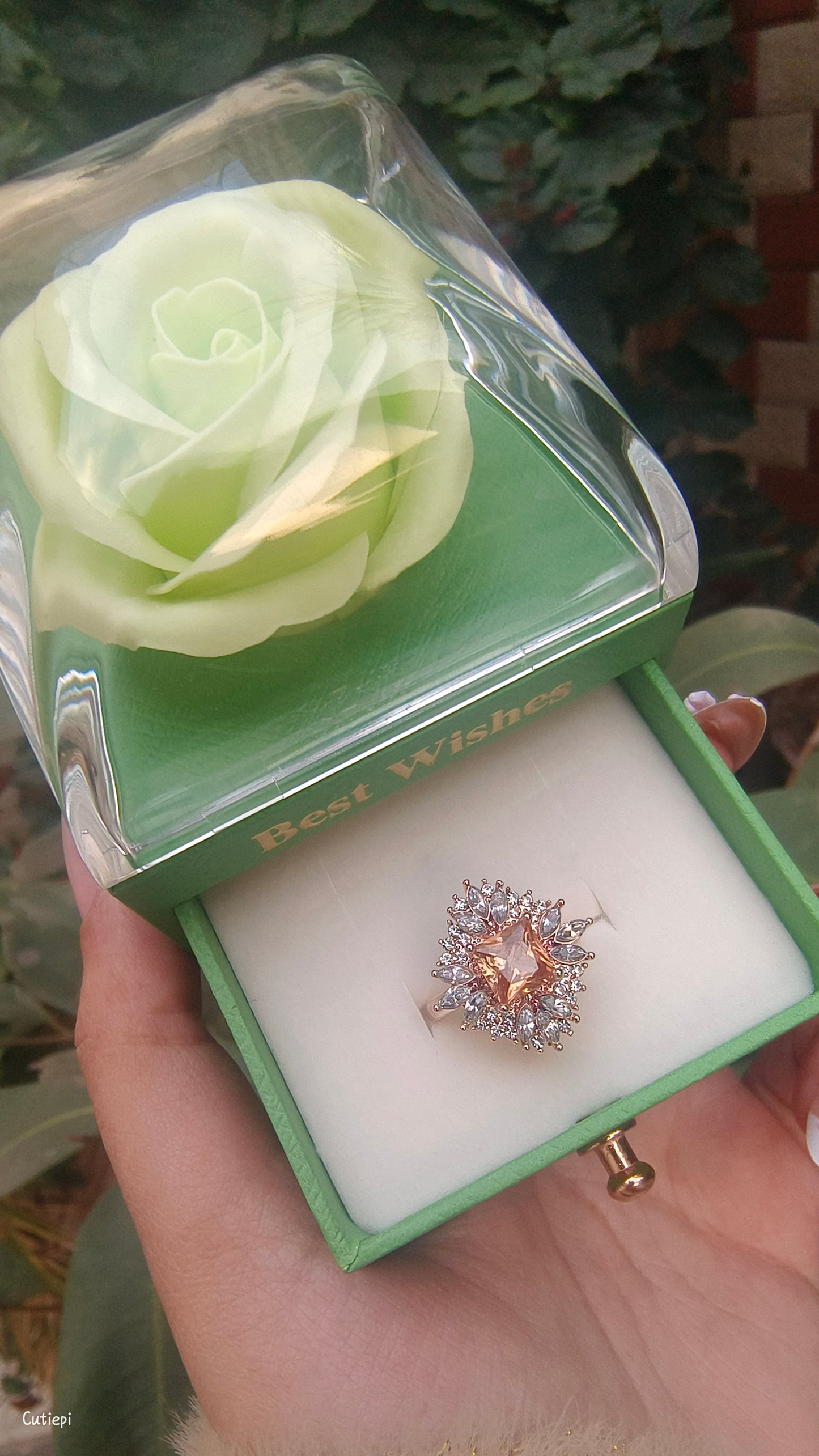 Majestic Bridal Zircon Ring – Timeless Elegance