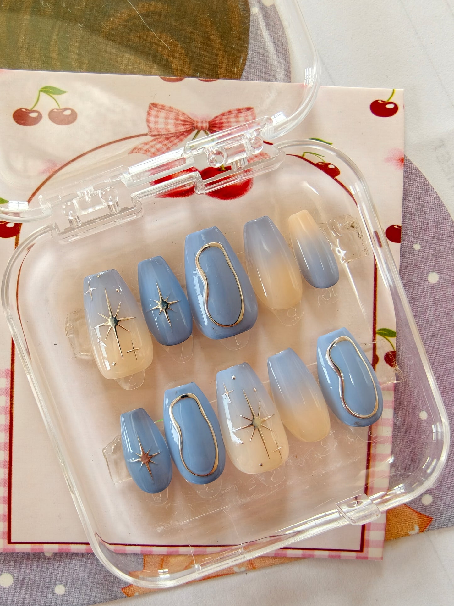 Dreamy sky- Handmade 12pcs Nail set with Application kit