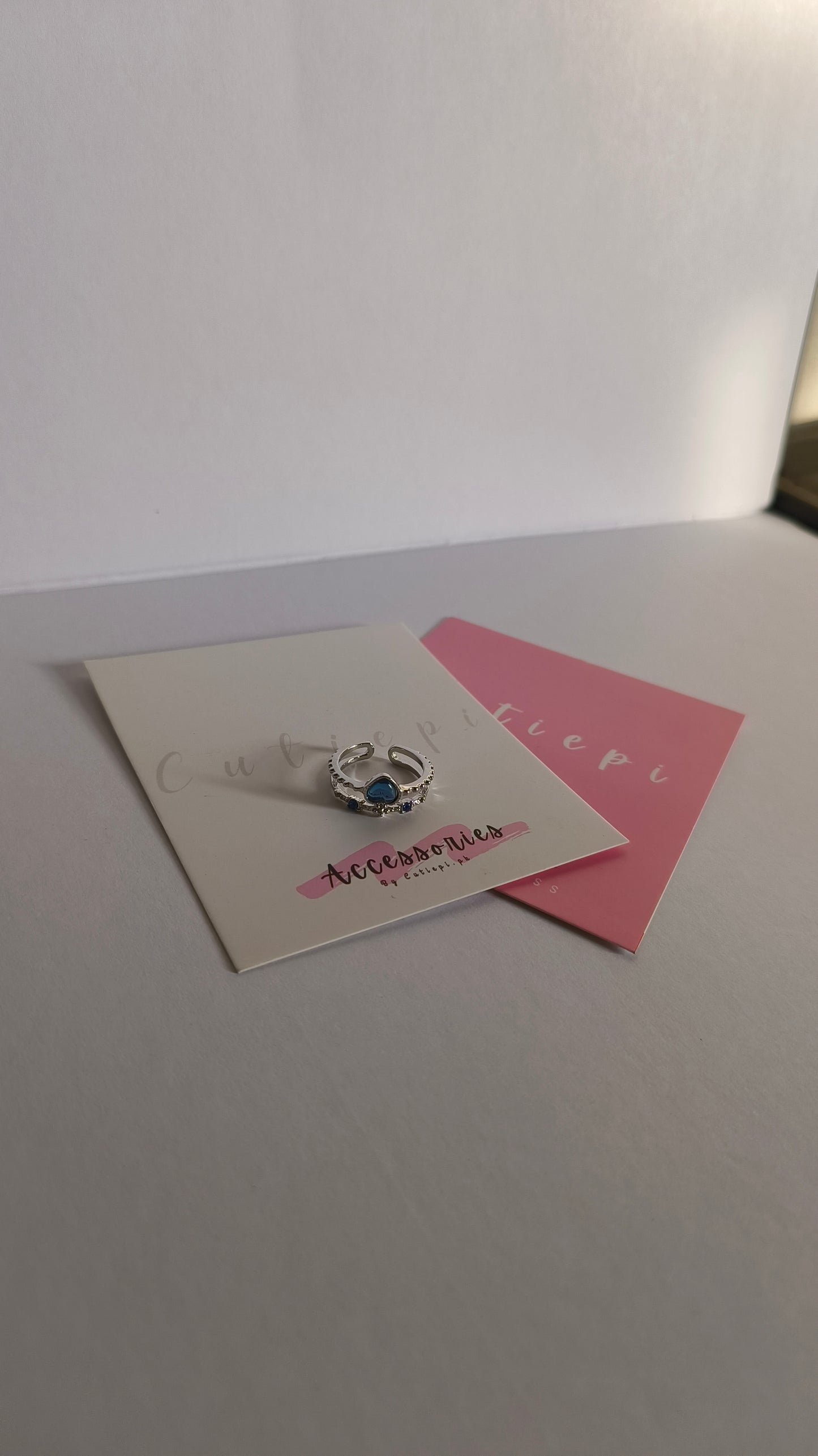 Double Layer Blue Heart Stone Ring – Elegant & Chic