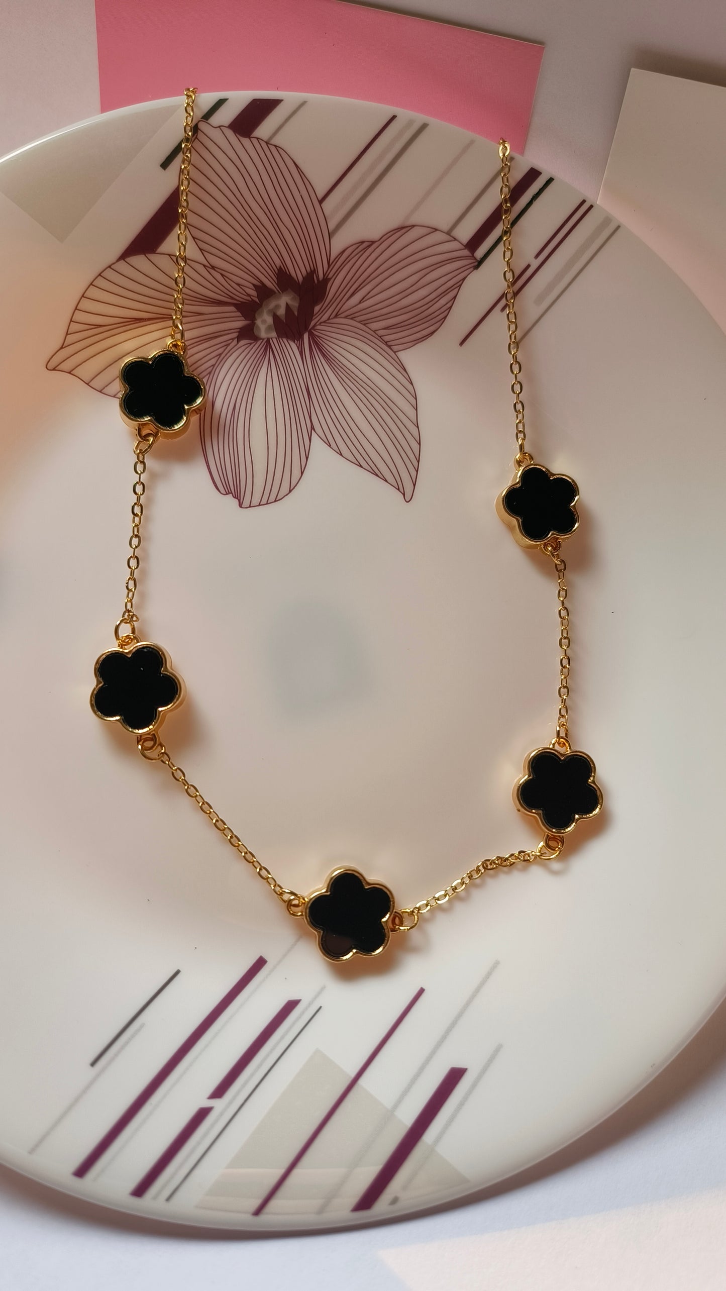 Elegant Thick Chain Clover Necklace Set – High-Quality Gold-Plated
