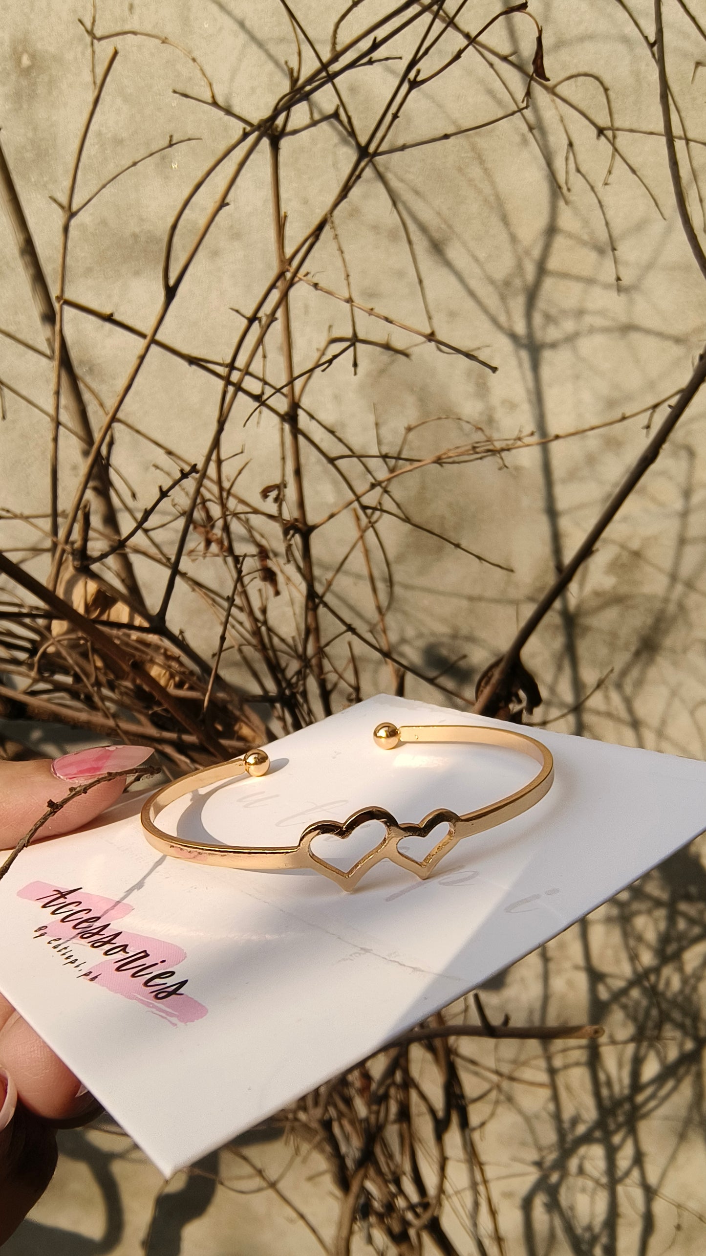 Double Heart Gold-Plated Bracelet – Elegant & Anti-Tarnish, Affordable Jewelry